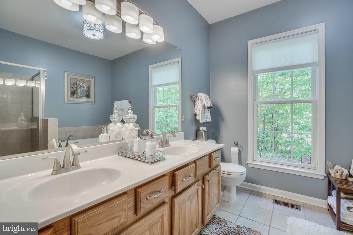 HOLLY CORNER ESTATES - Residential