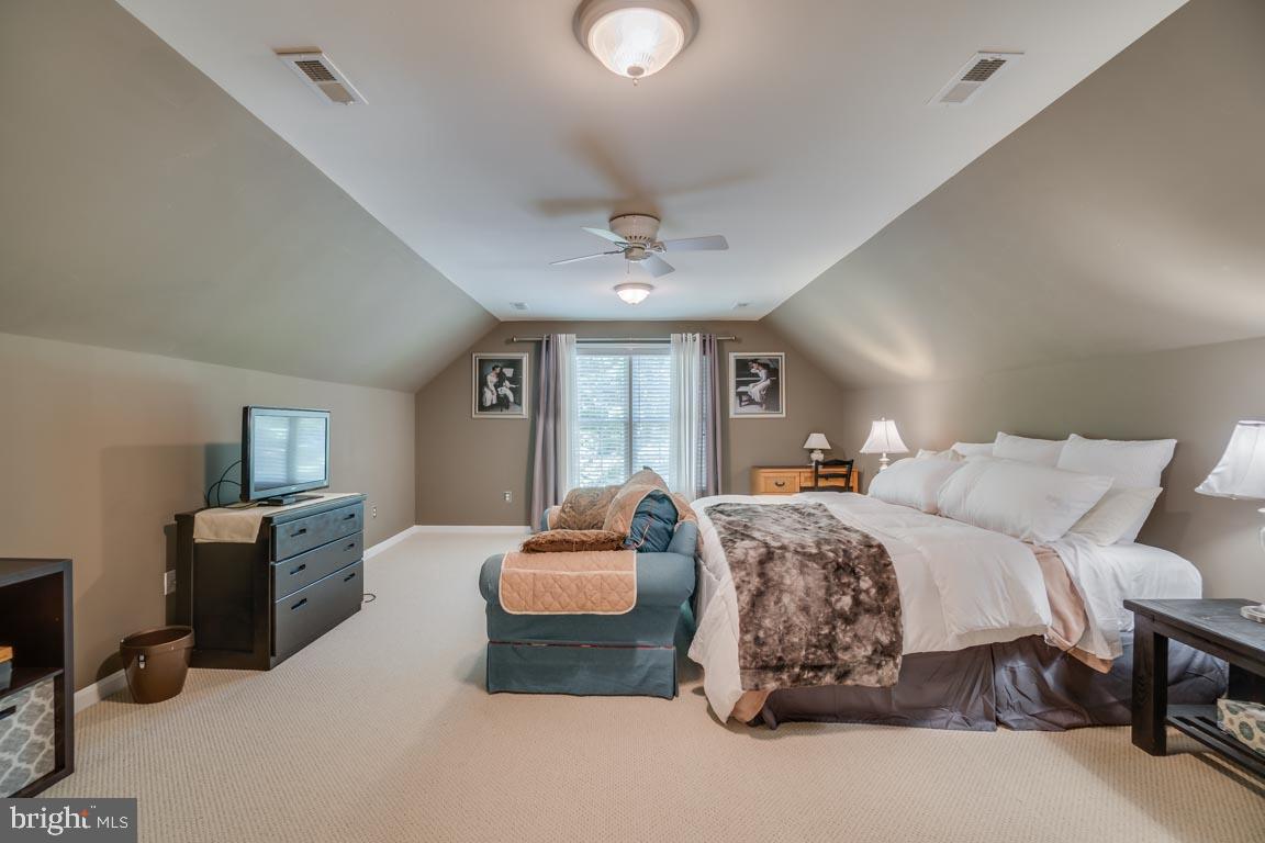 HOLLY CORNER ESTATES - Residential