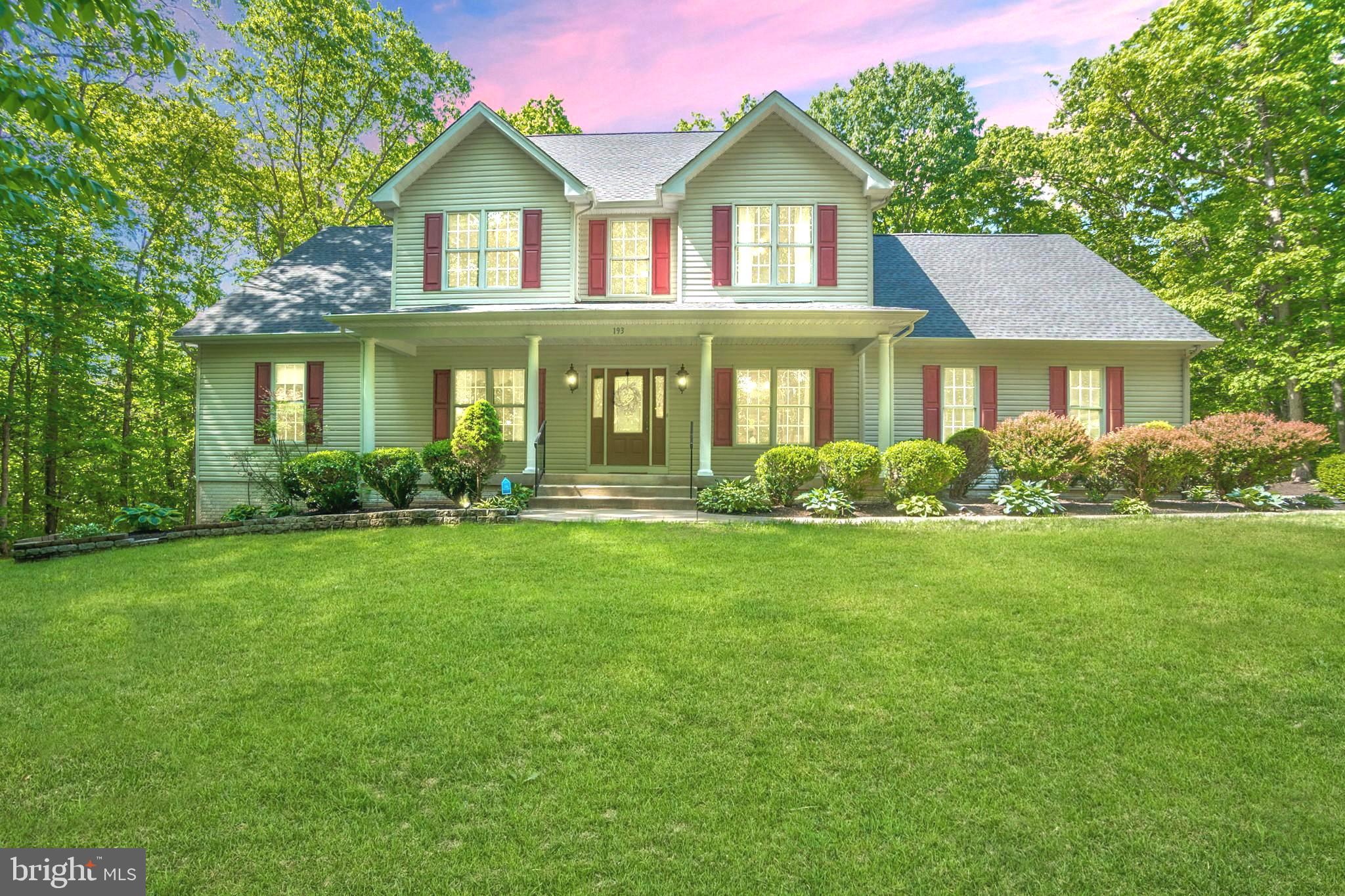 HOLLY CORNER ESTATES - Residential