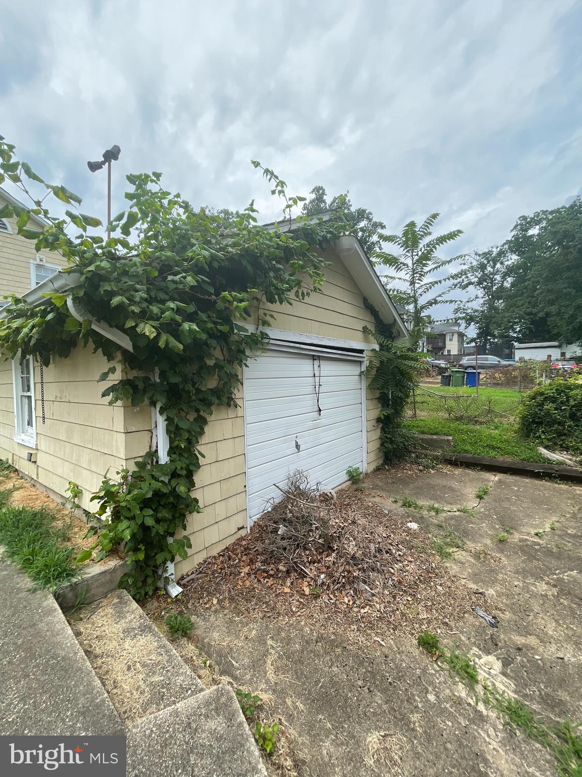 HOWARD PARK - Residential