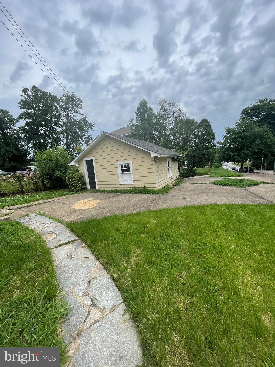 HOWARD PARK - Residential