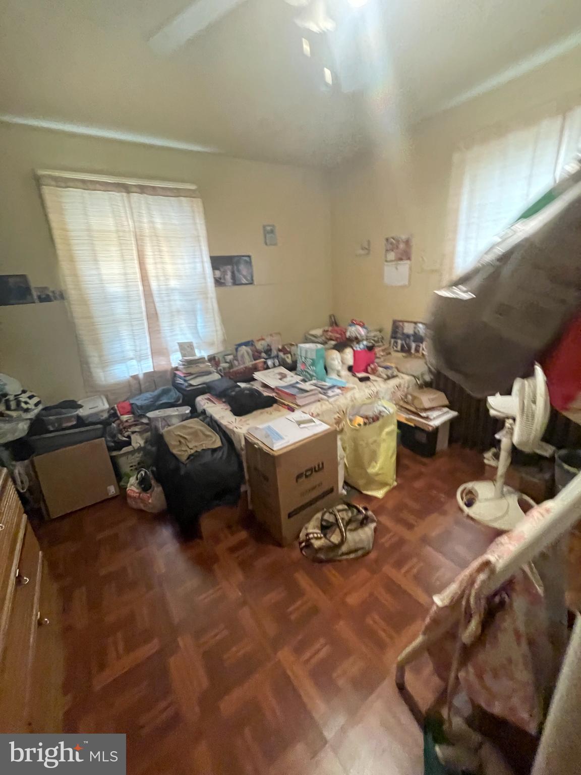 HOWARD PARK - Residential