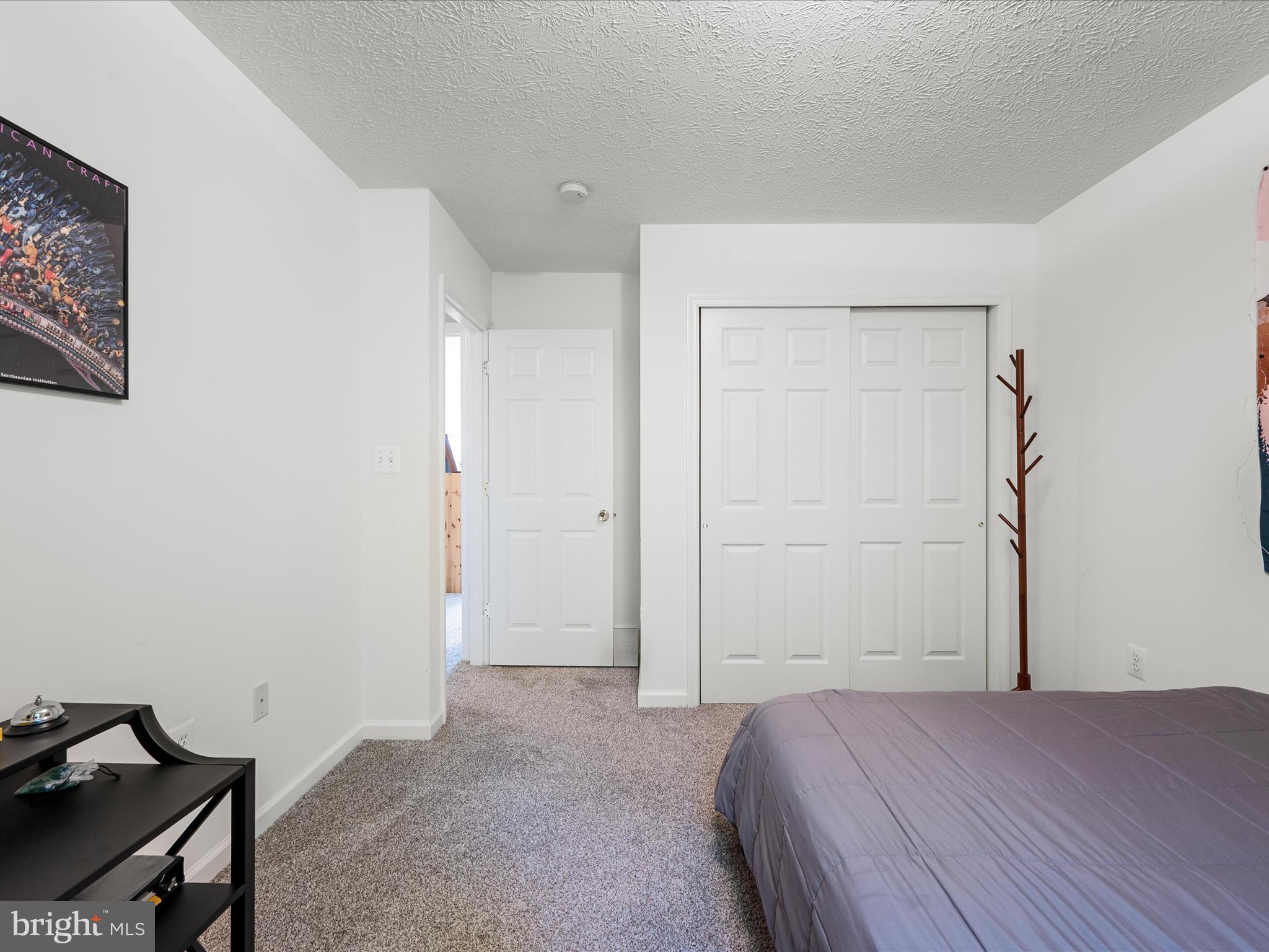 LAKE HOLIDAY ESTATES - Residential