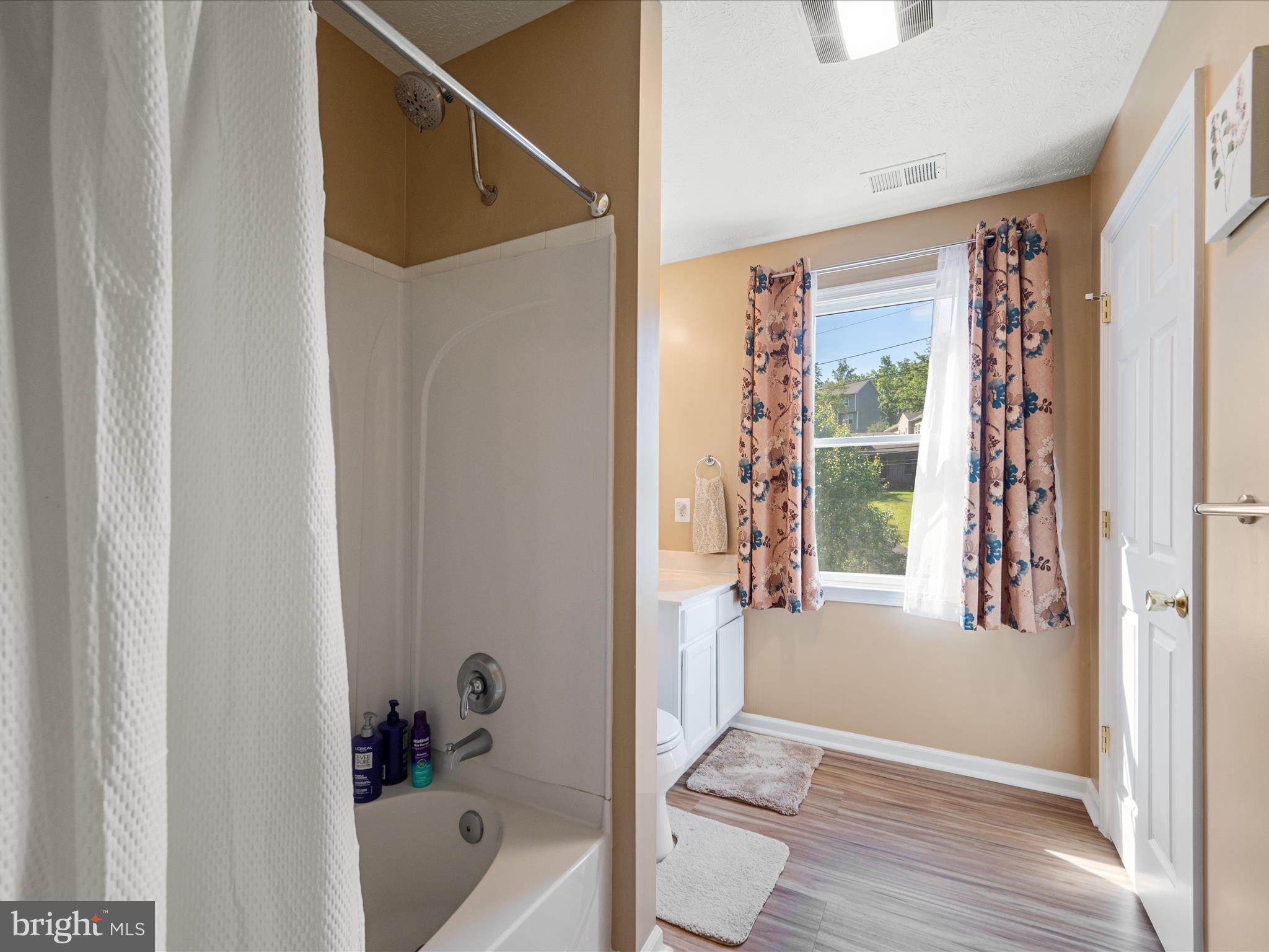 LAKE HOLIDAY ESTATES - Residential