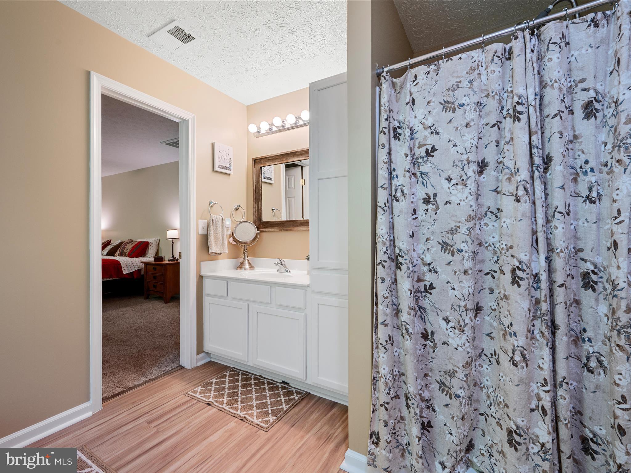 LAKE HOLIDAY ESTATES - Residential