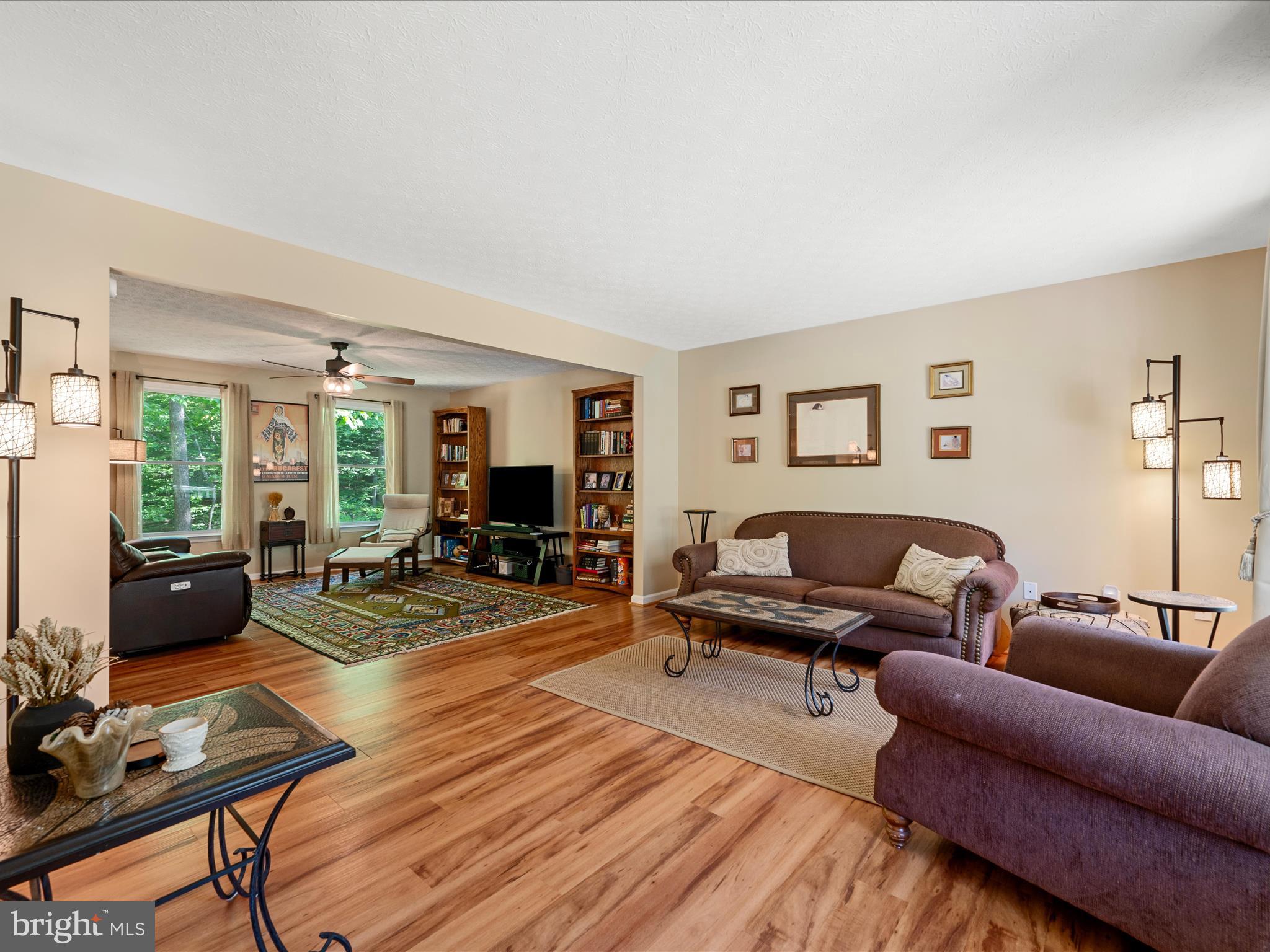 LAKE HOLIDAY ESTATES - Residential