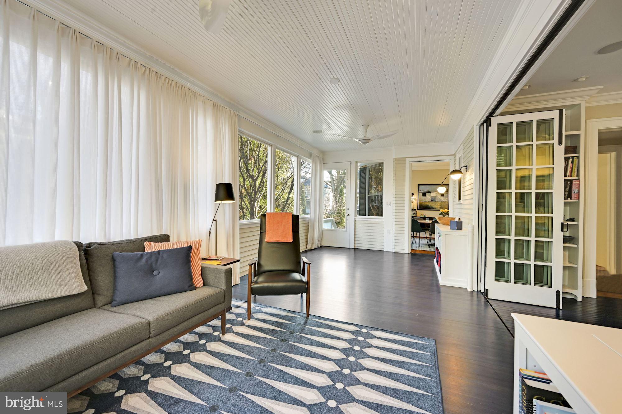 CLEVELAND PARK - Residential