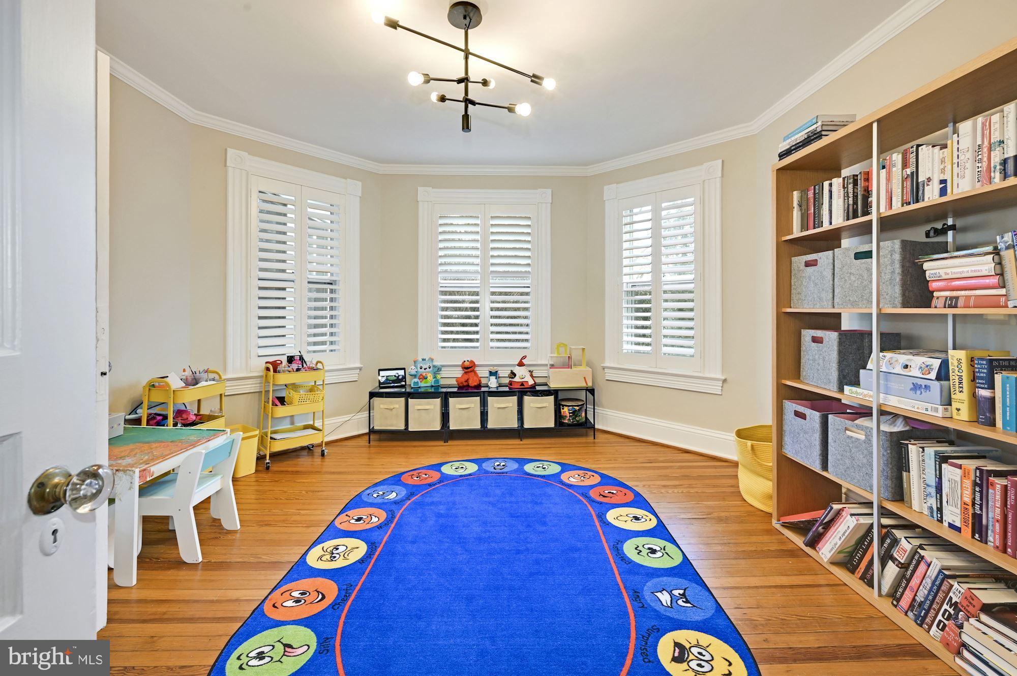 CLEVELAND PARK - Residential