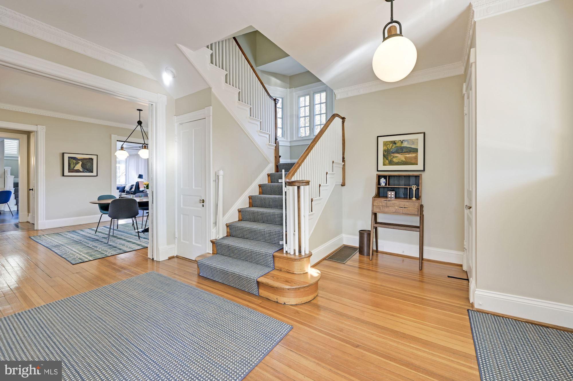 CLEVELAND PARK - Residential