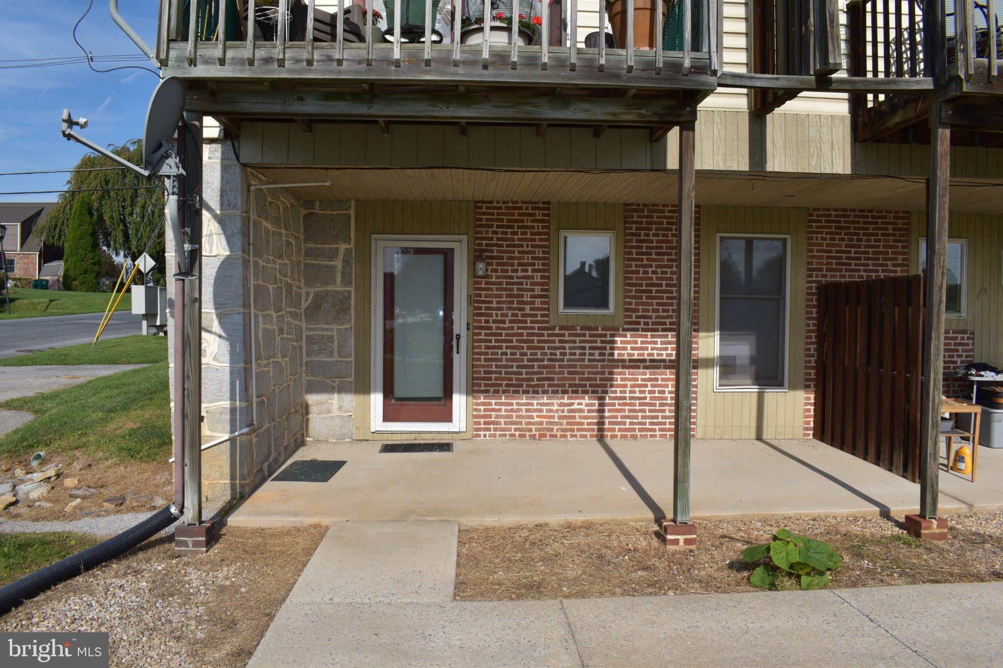 1121 STANLEY AVENUE 1