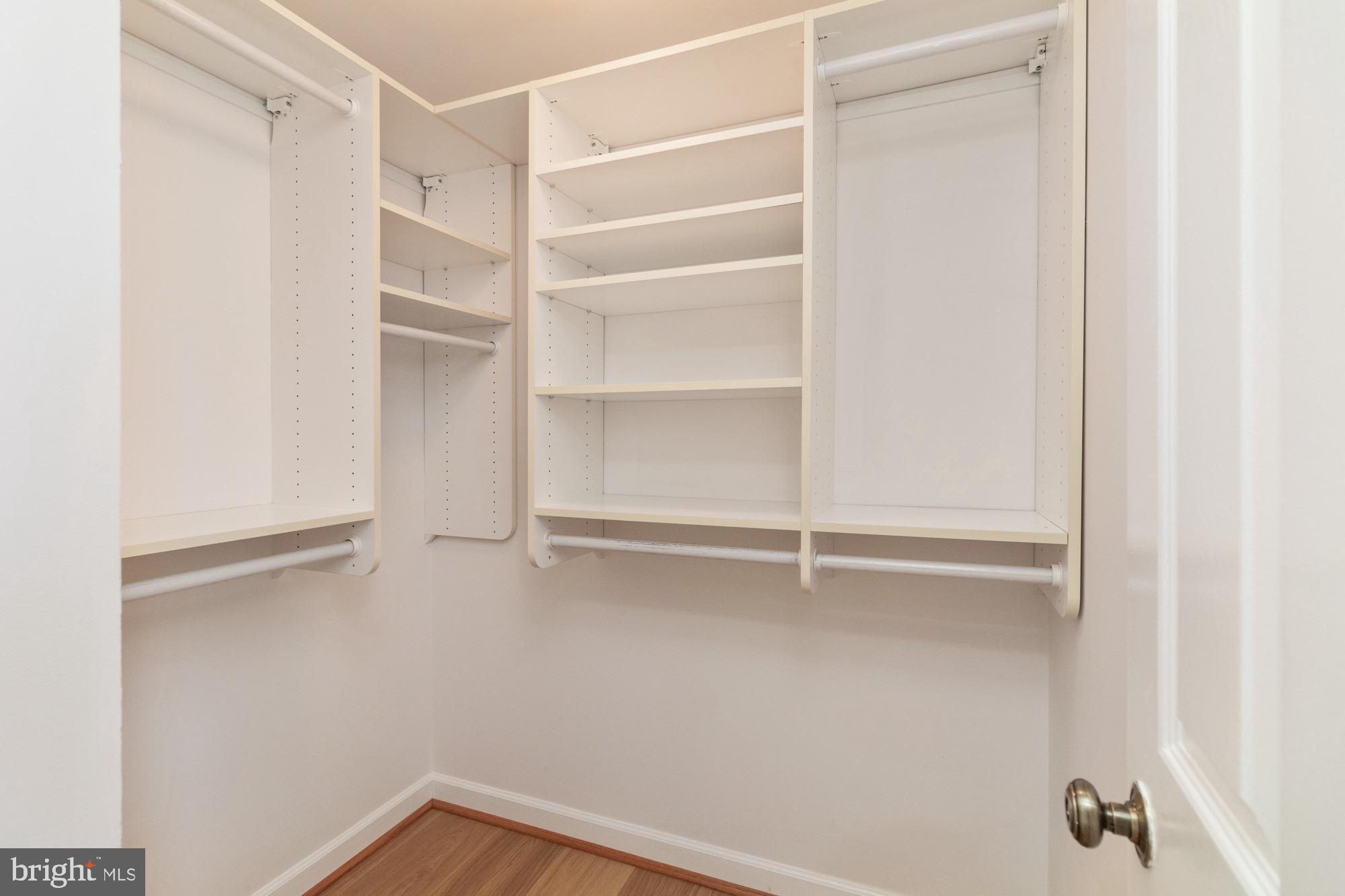 ROLAND PARK - Residential Lease