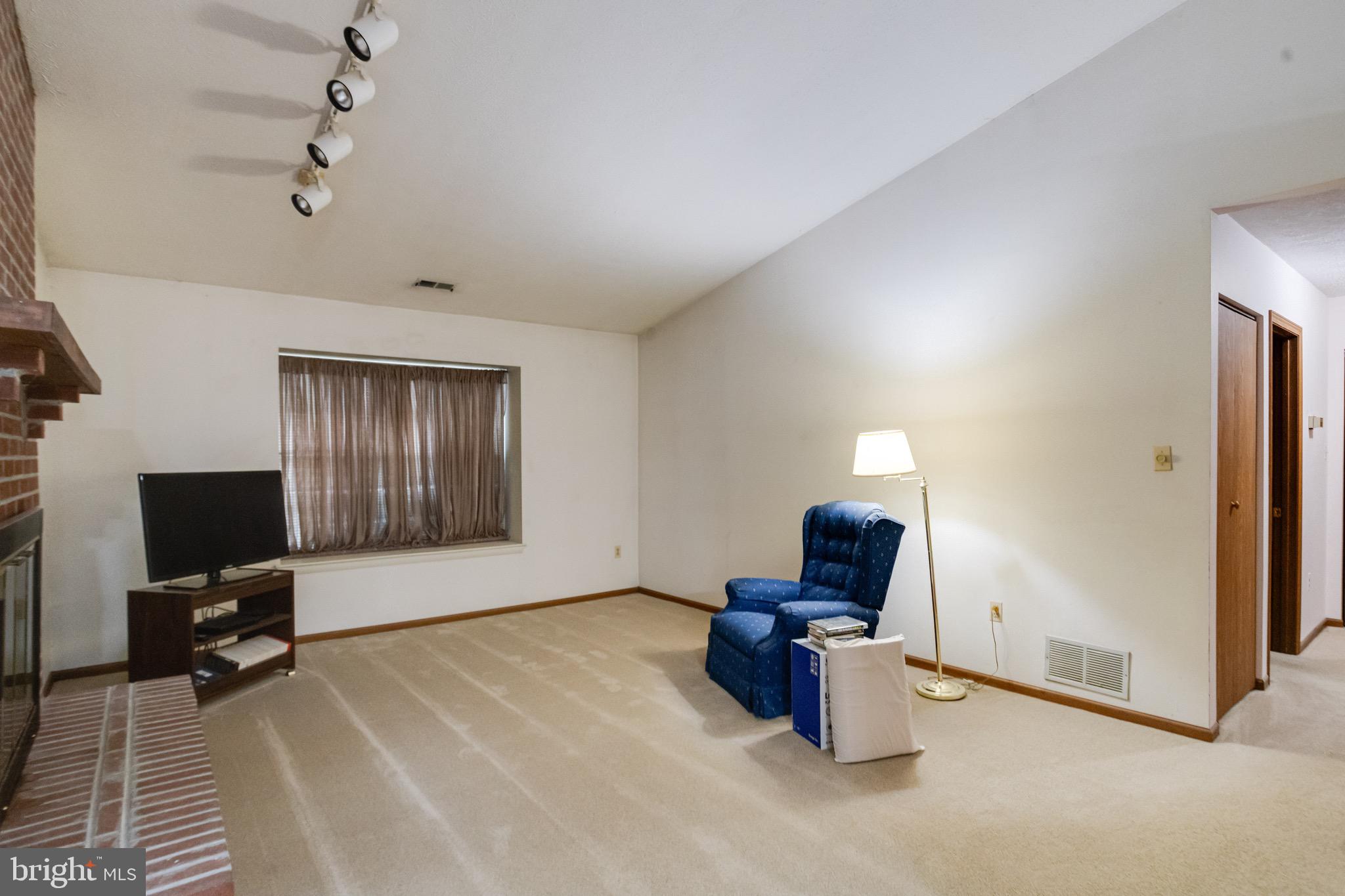 BARTLEY WOODS - Residential