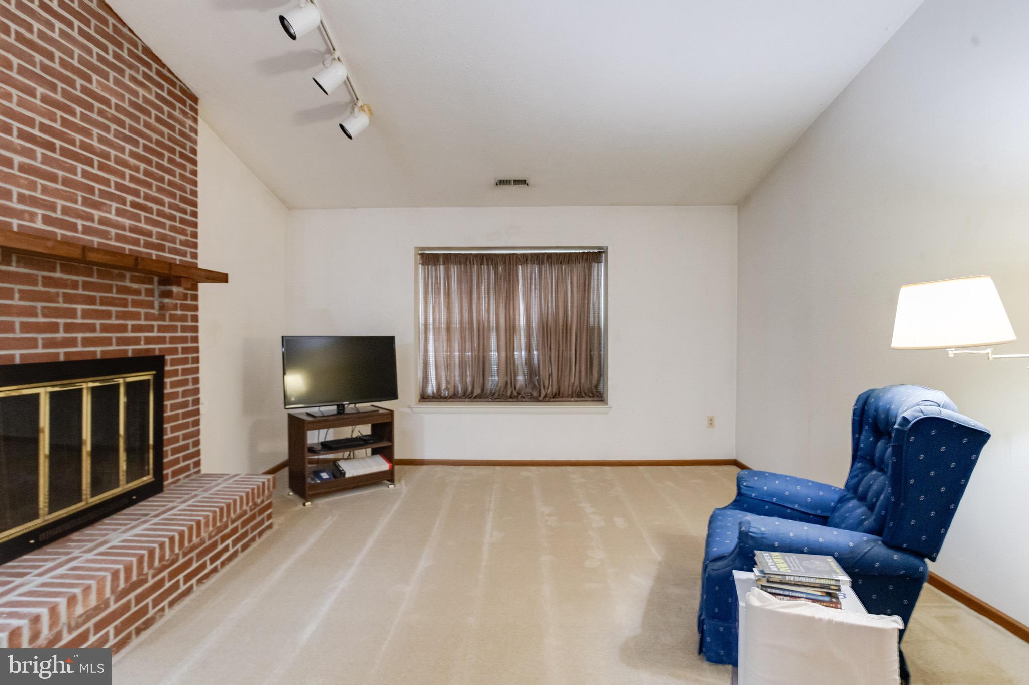 BARTLEY WOODS - Residential