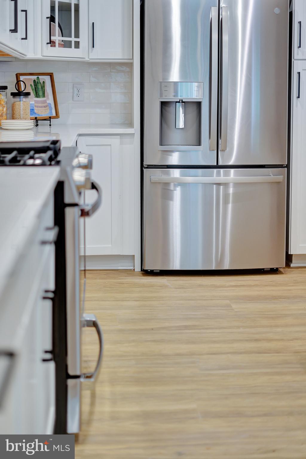 WAXPOOL CROSSING - Residential