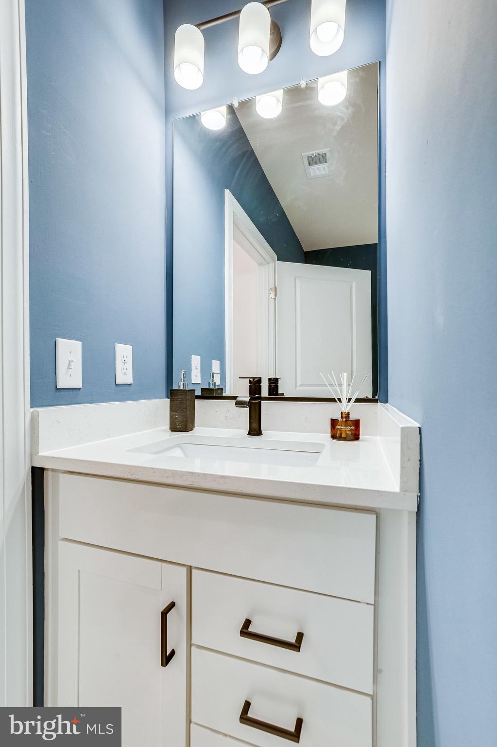 WAXPOOL CROSSING - Residential