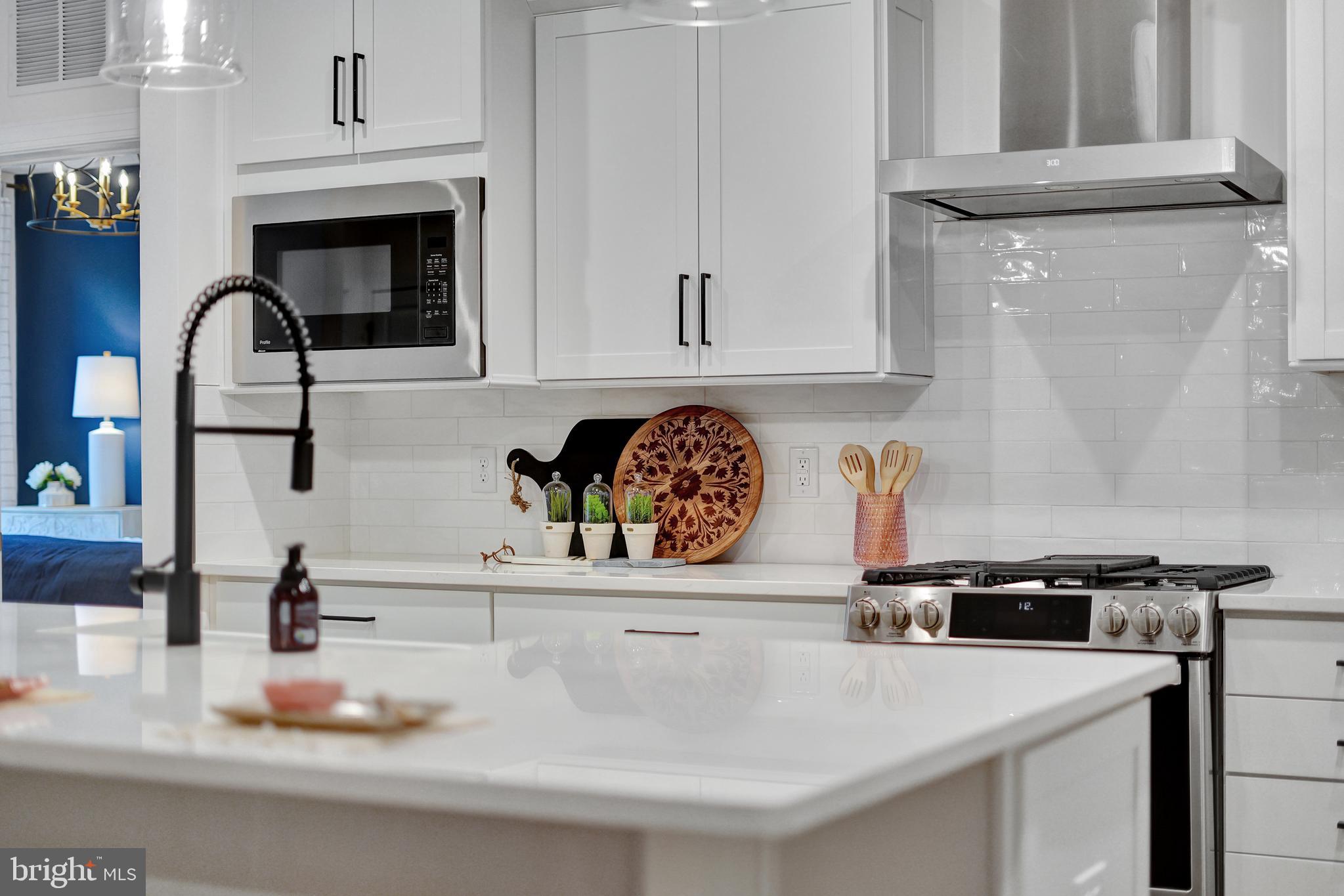 WAXPOOL CROSSING - Residential