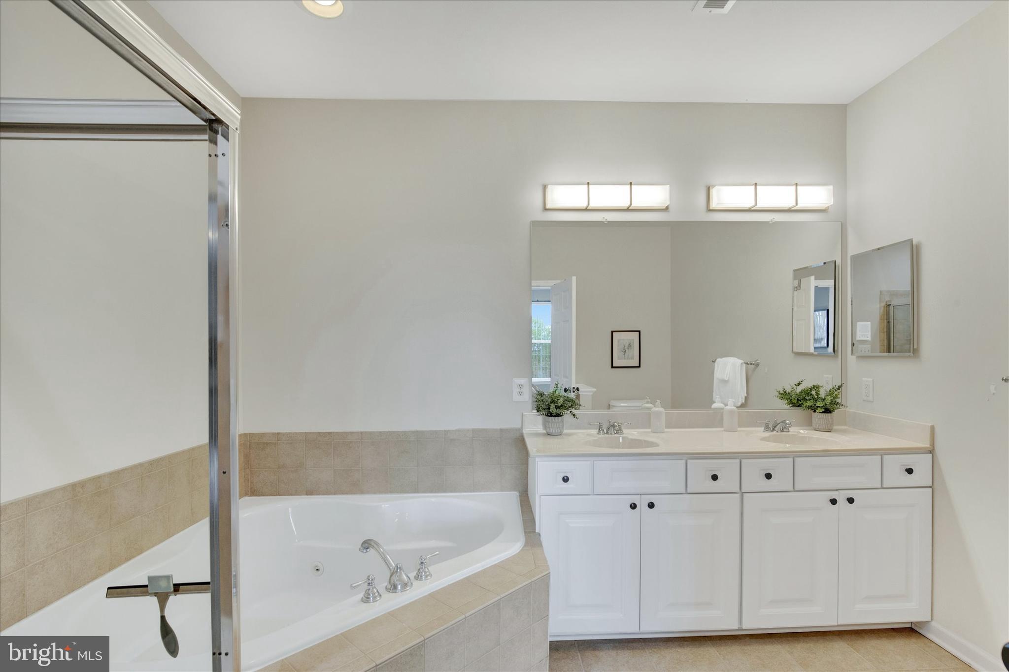 GREENWAY FARMS - Residential