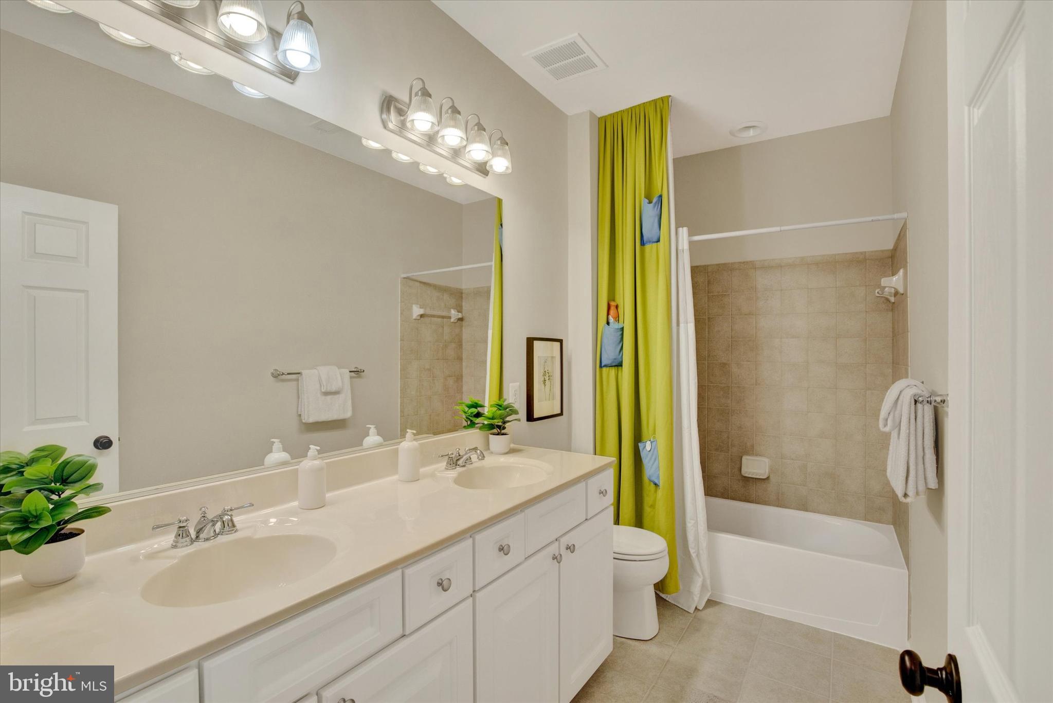 GREENWAY FARMS - Residential