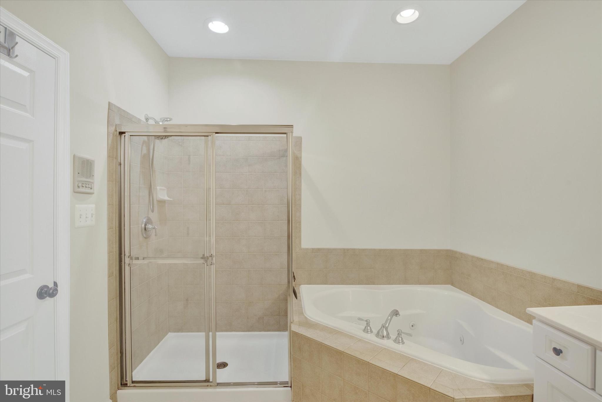 GREENWAY FARMS - Residential