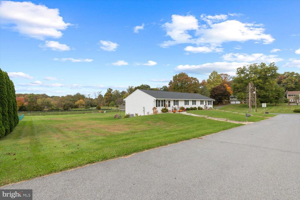 Photo of 302 FAITH AVE, ELIZABETHTOWN, PA 17022 (MLS # PALA2042682)