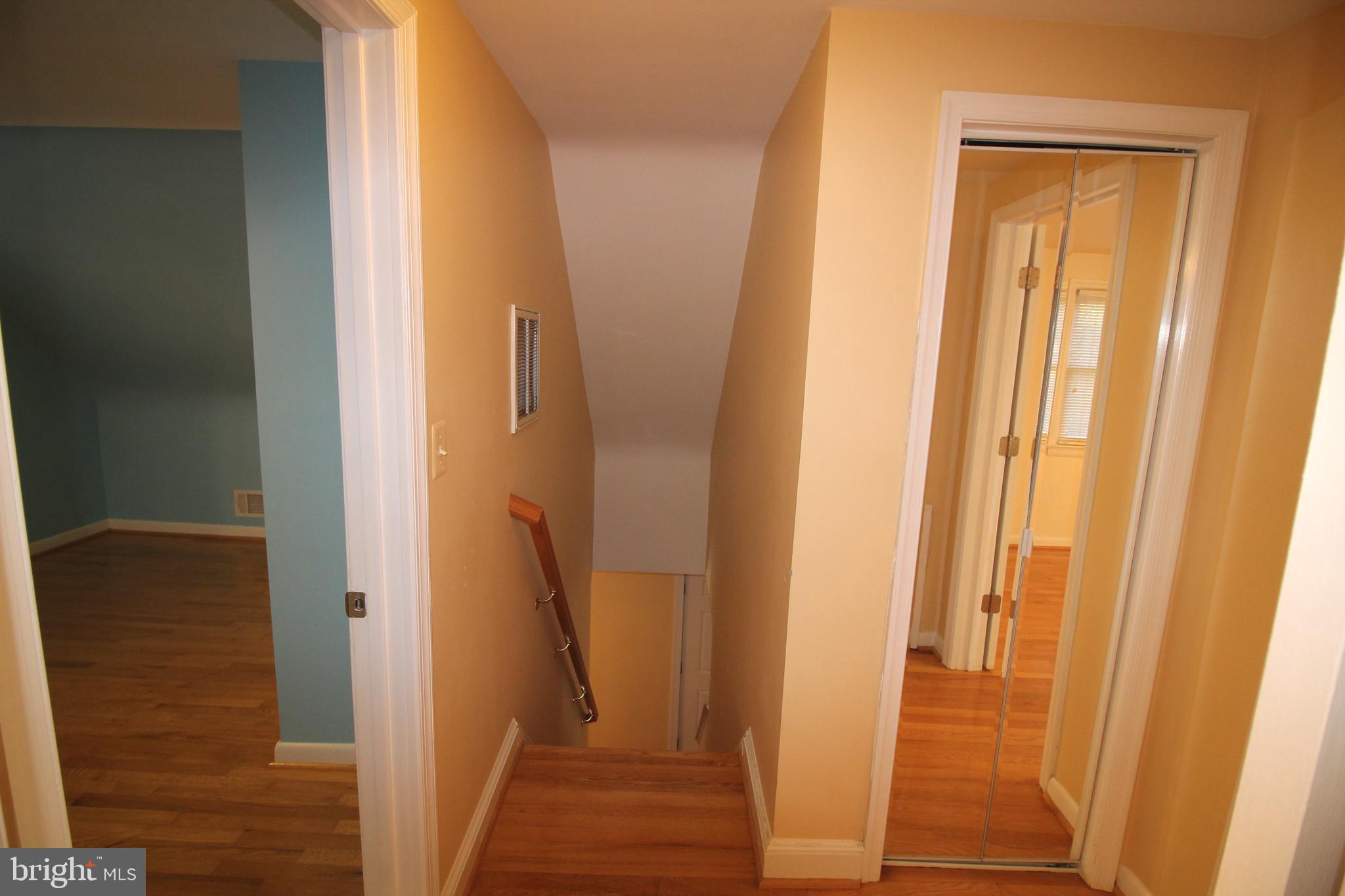 CHRIS MAR MANOR - Residential