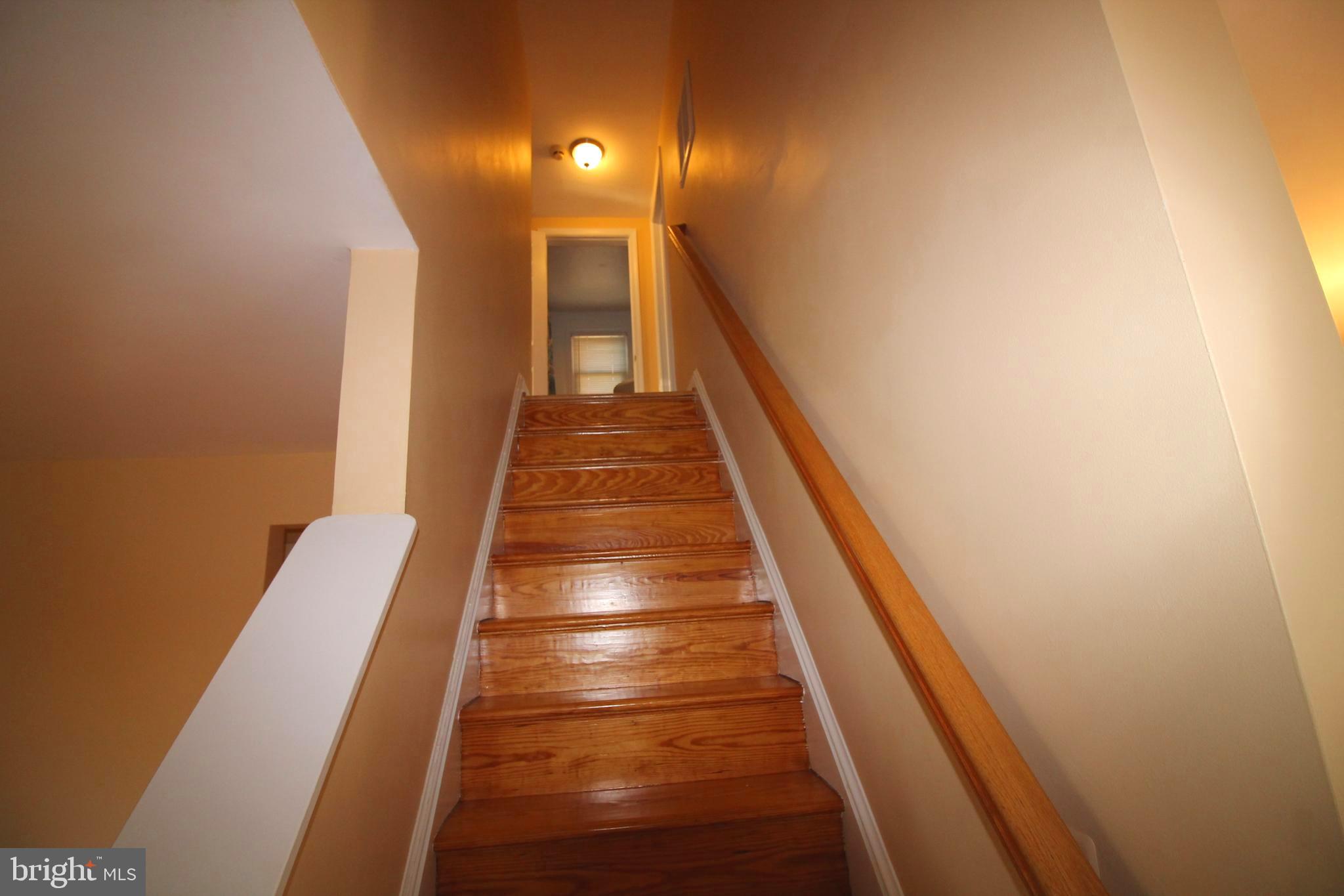 CHRIS MAR MANOR - Residential