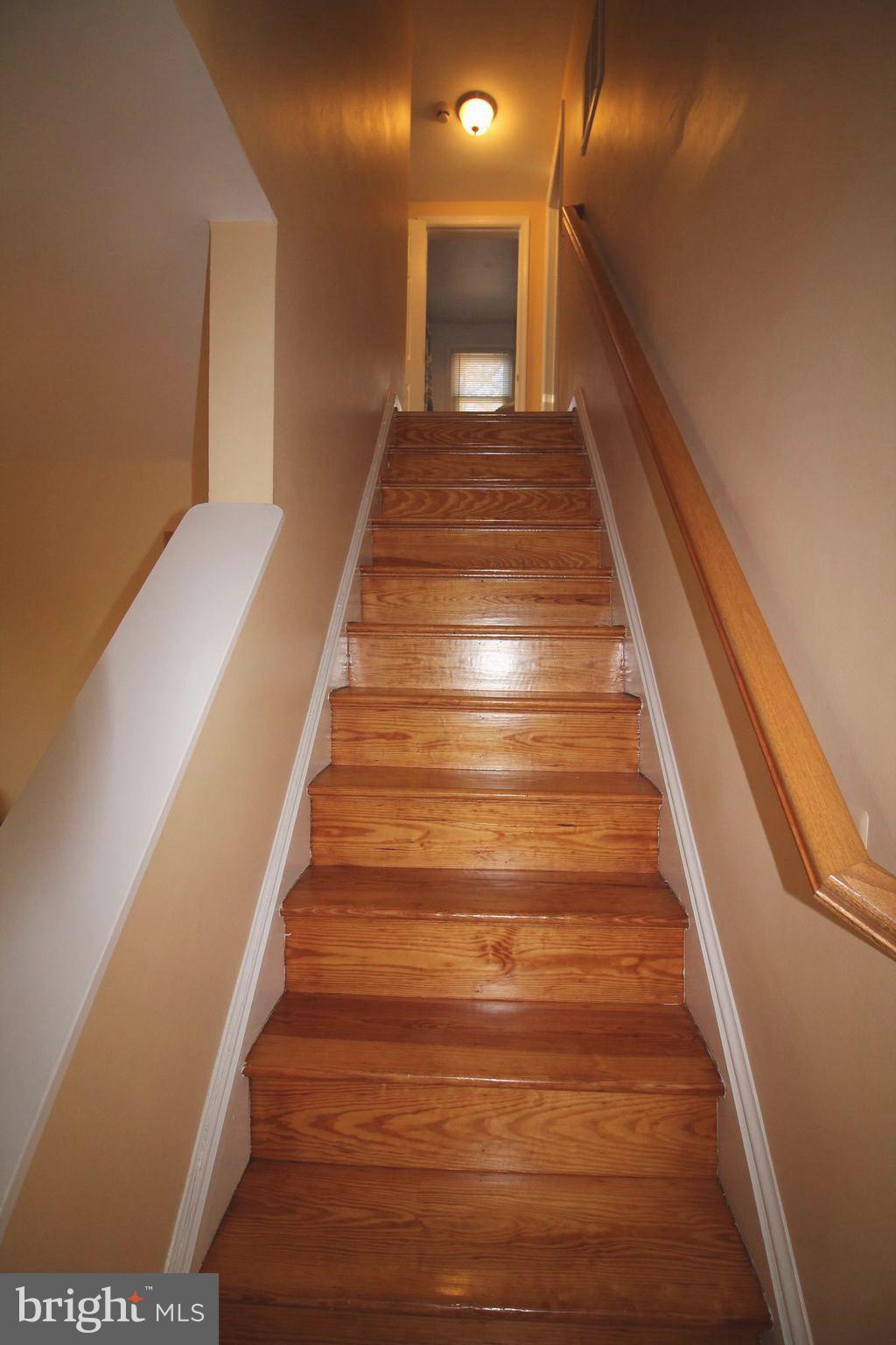 CHRIS MAR MANOR - Residential