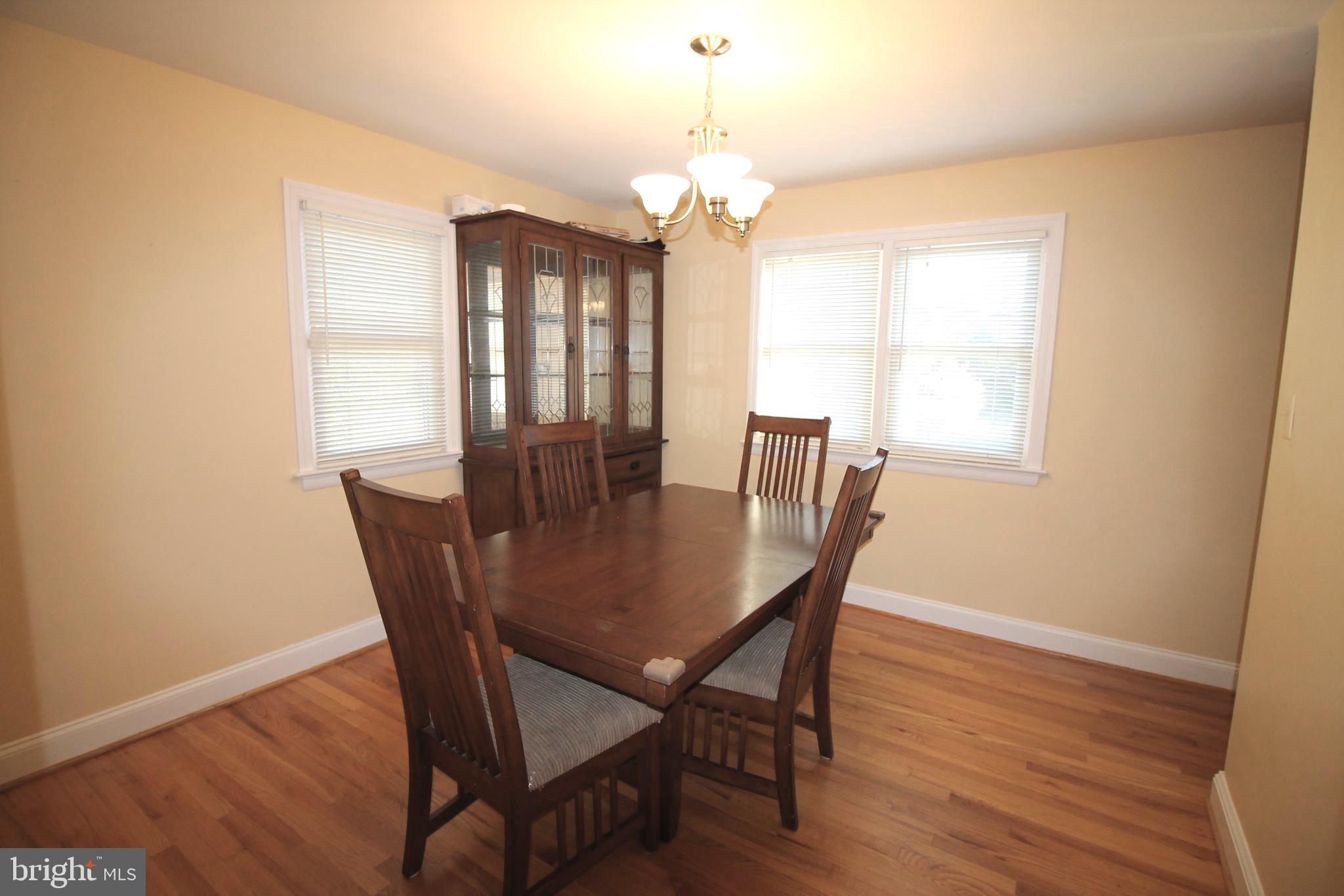 CHRIS MAR MANOR - Residential