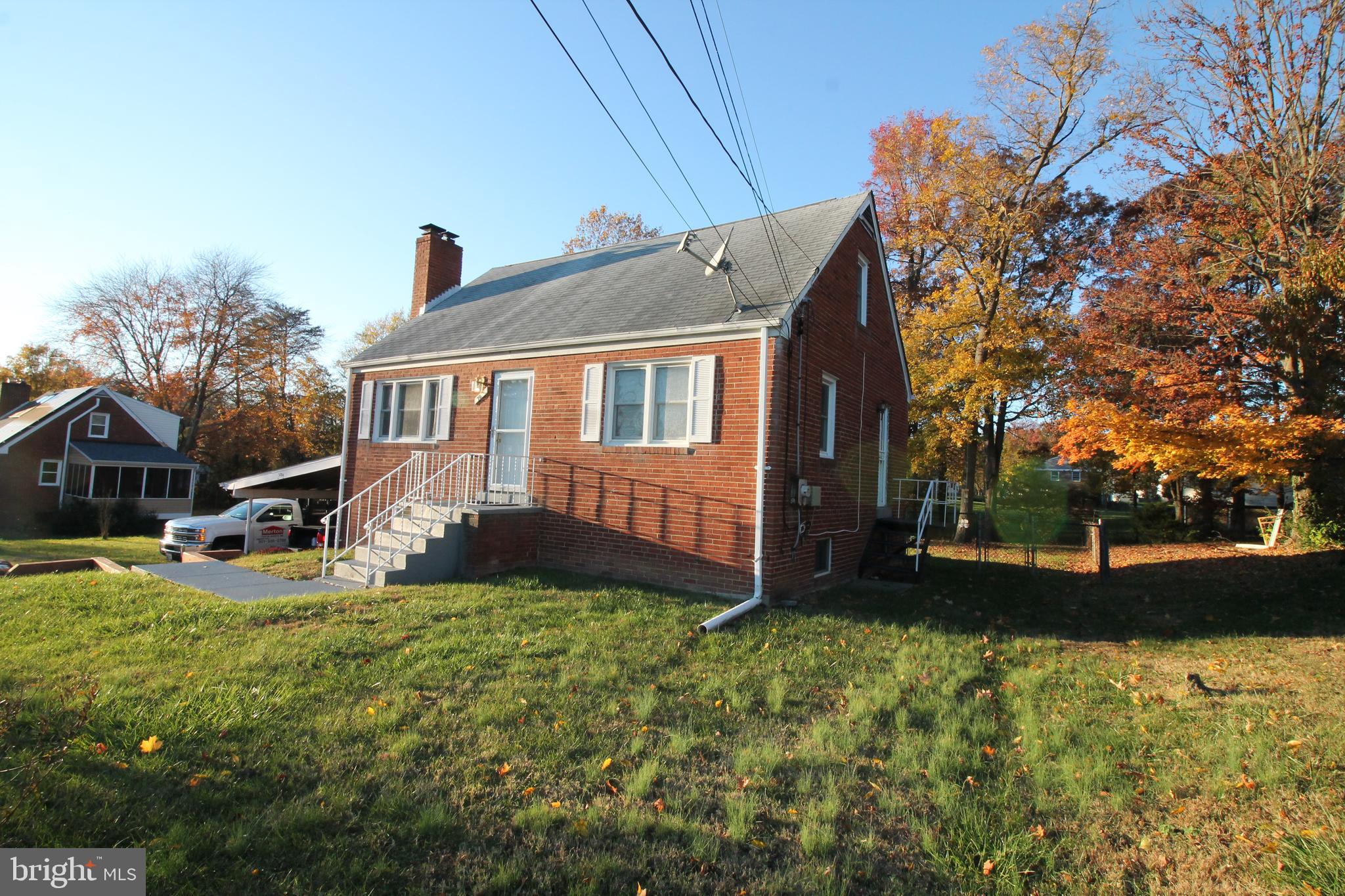 CHRIS MAR MANOR - Residential