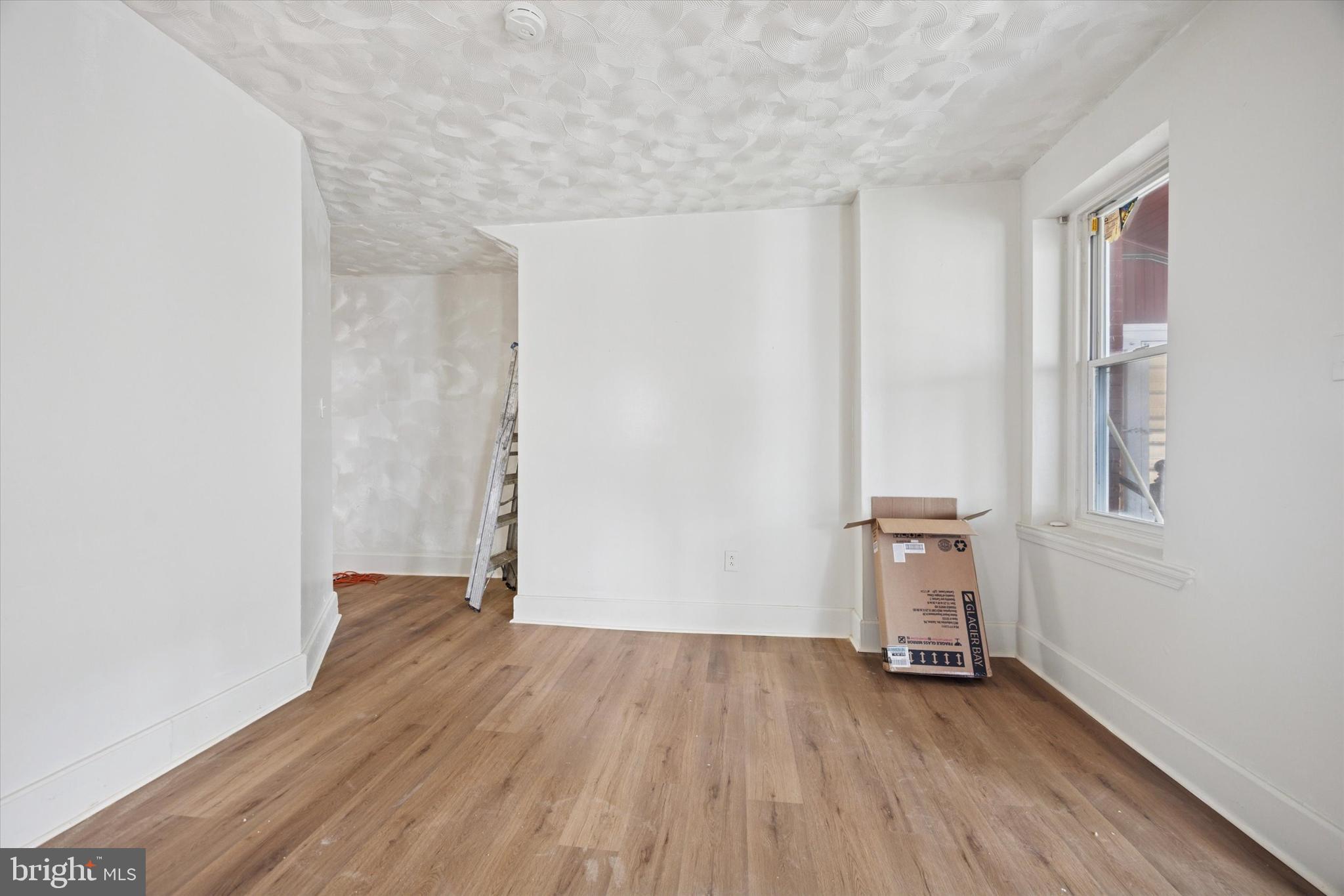 38 N 50TH STREET