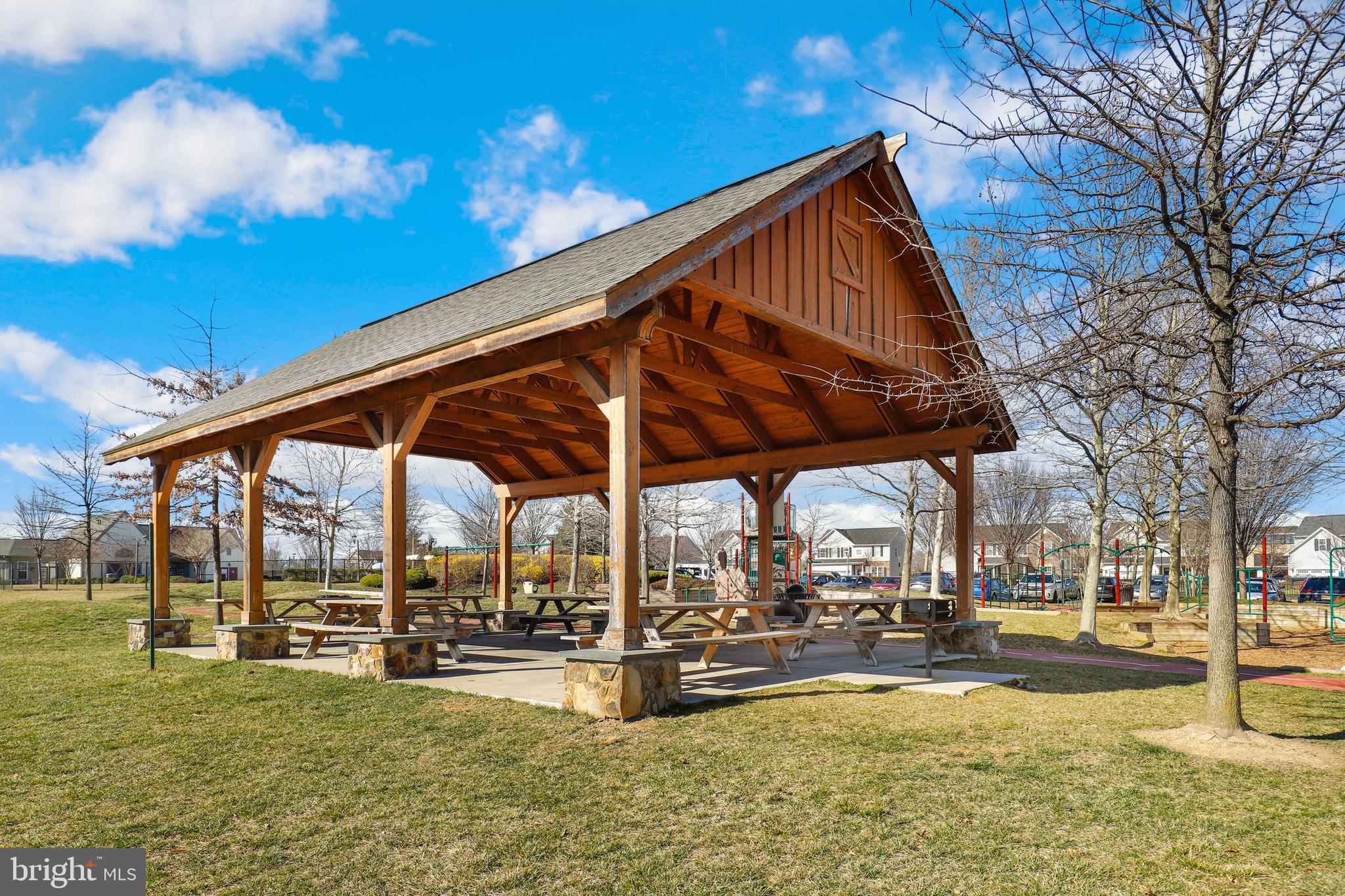 SNOWDEN BRIDGE - Residential