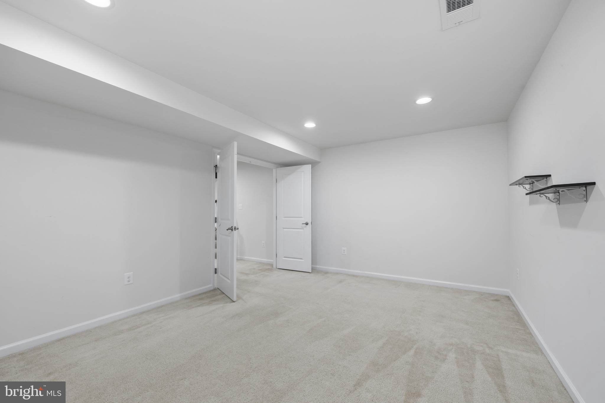 SNOWDEN BRIDGE - Residential