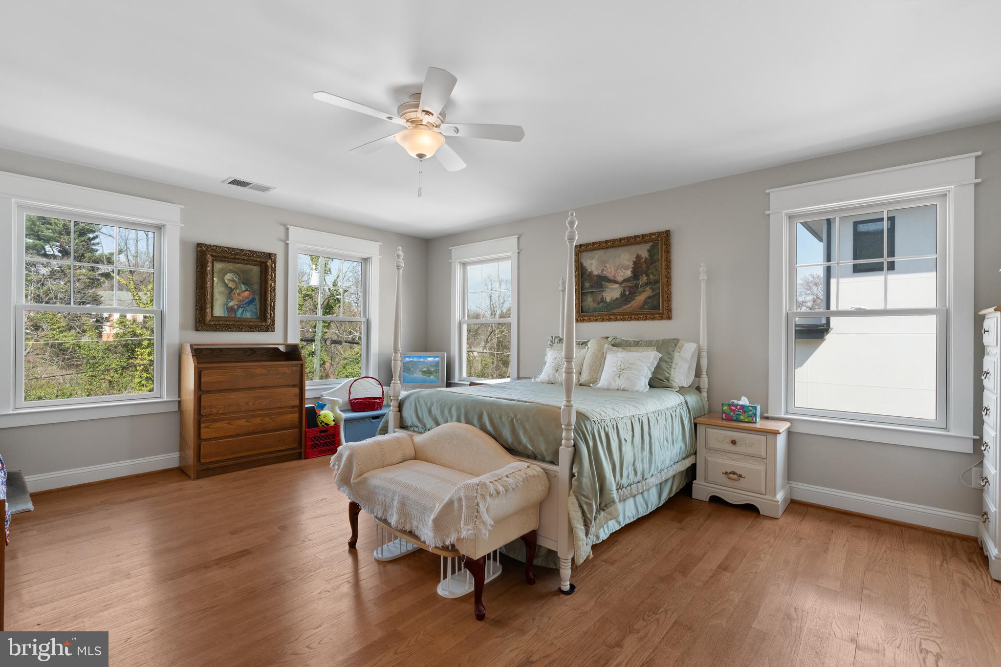 DANA HEIGHTS - Residential