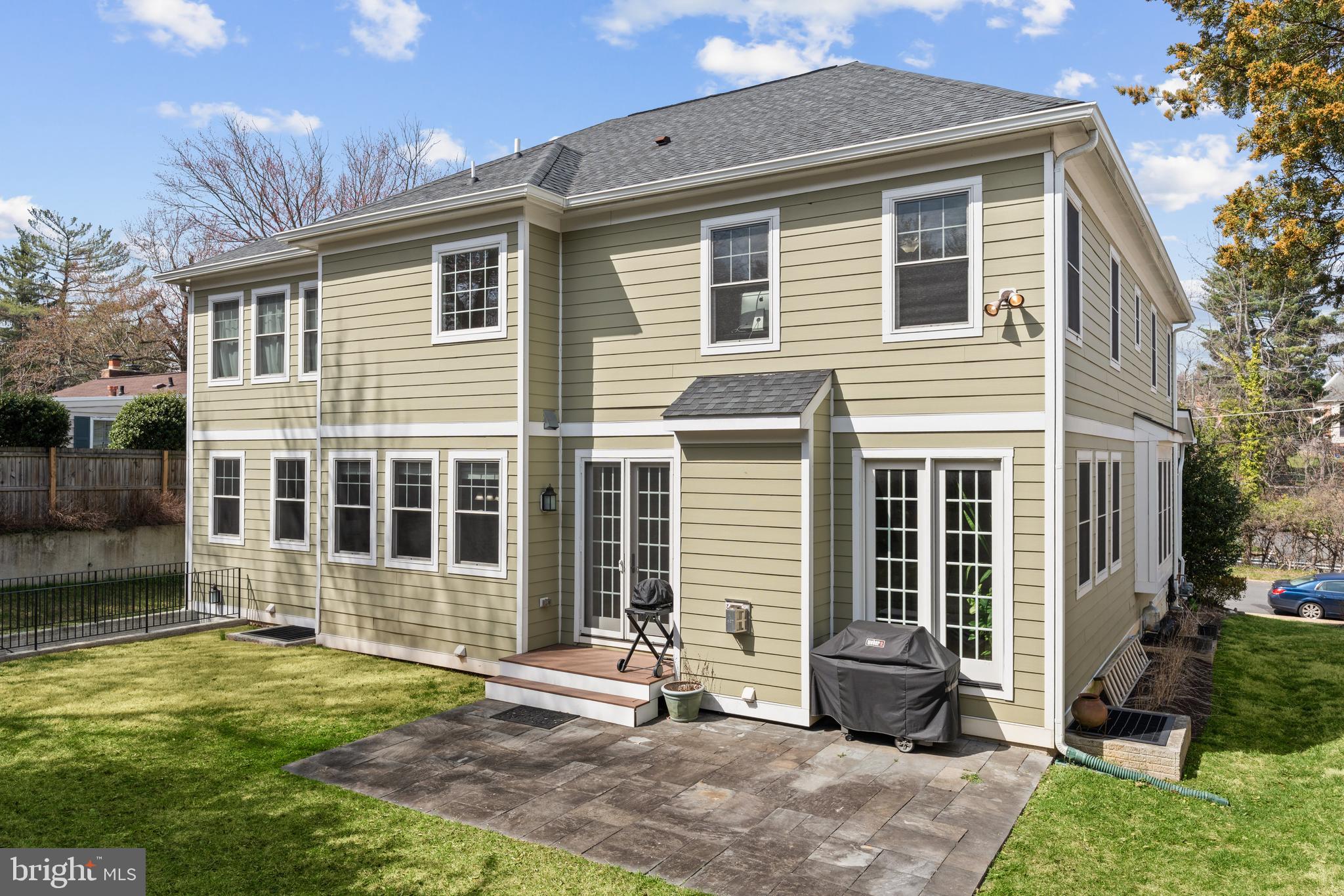 DANA HEIGHTS - Residential