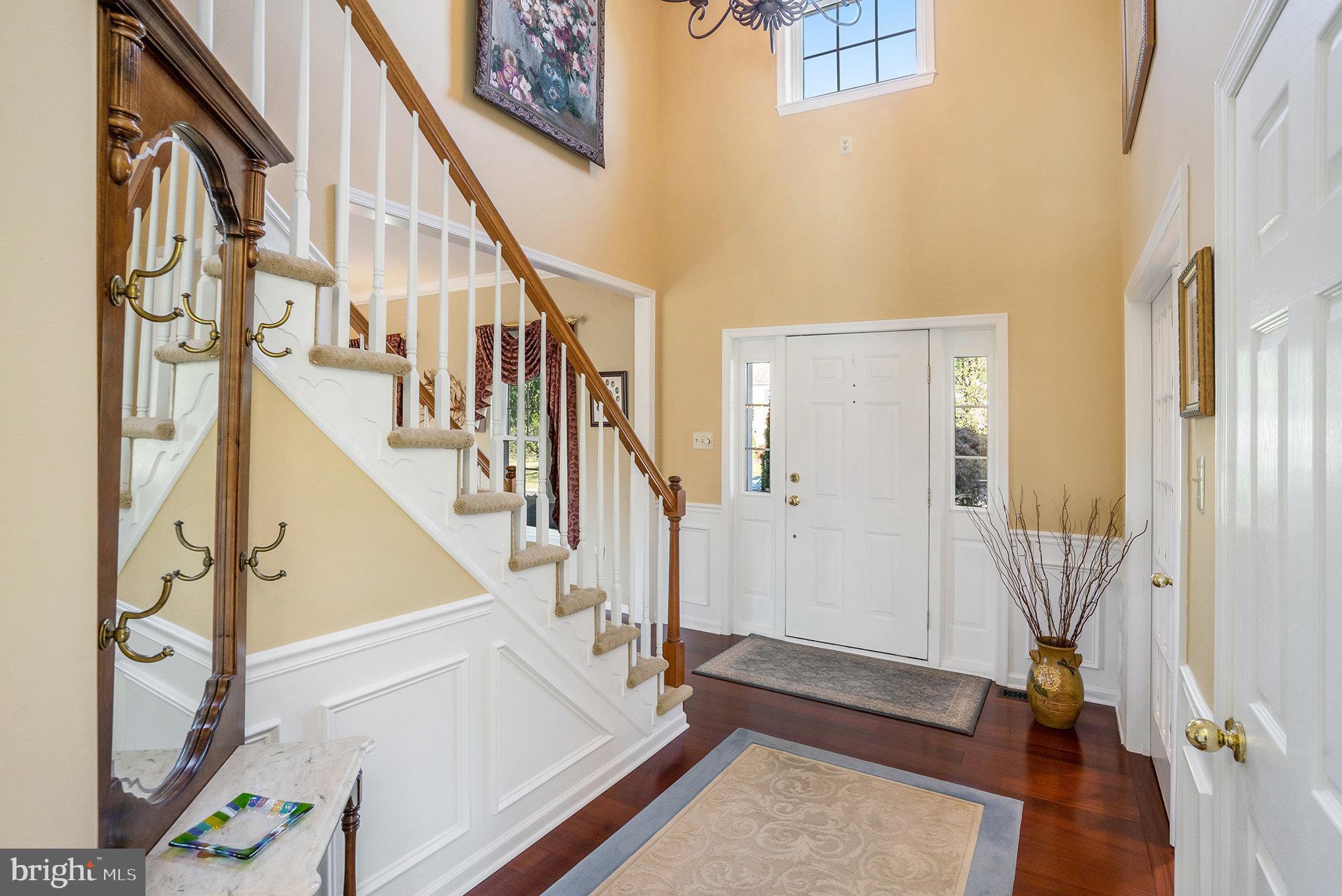 RAVEN HOLLOW - Residential