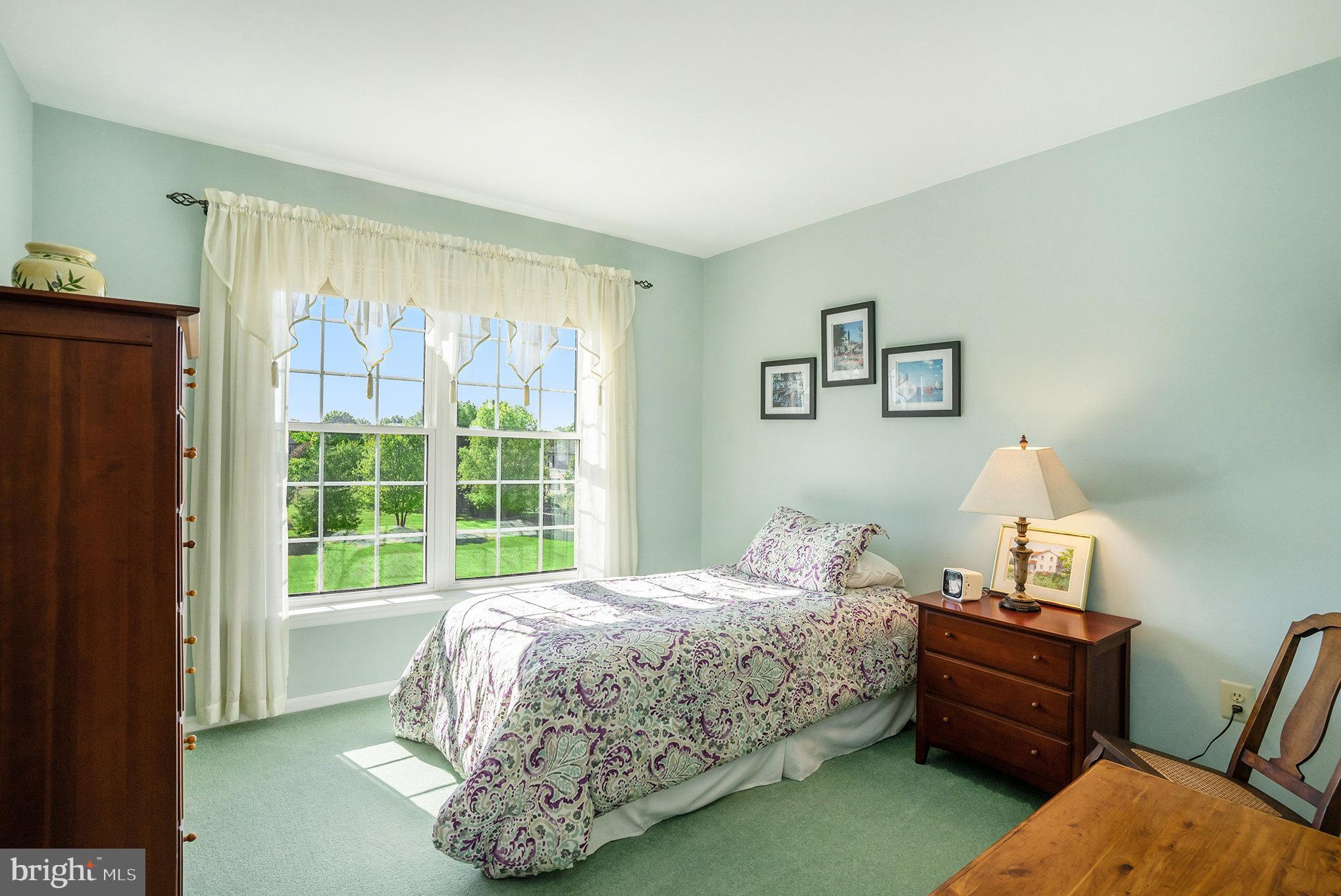 RAVEN HOLLOW - Residential