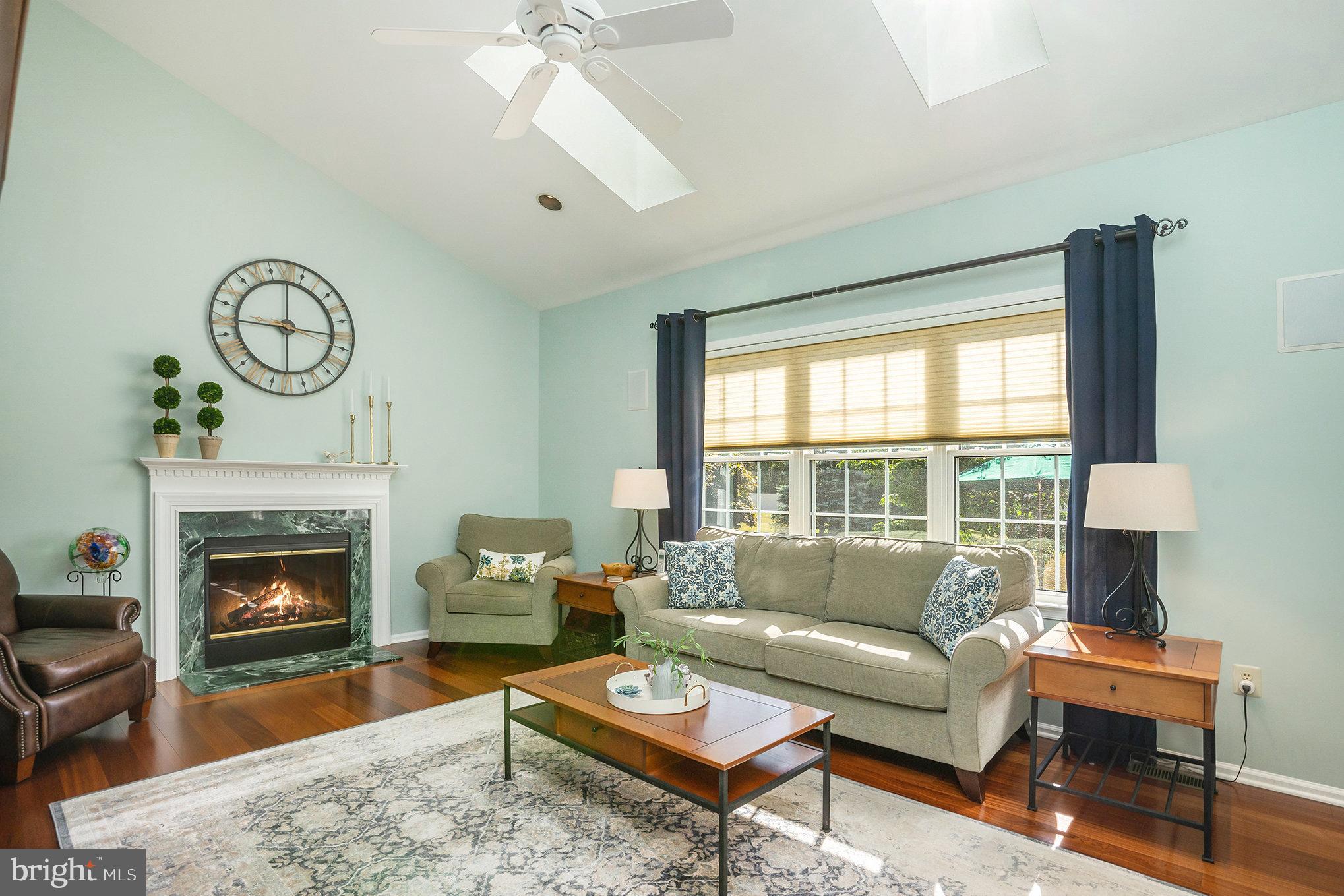 RAVEN HOLLOW - Residential