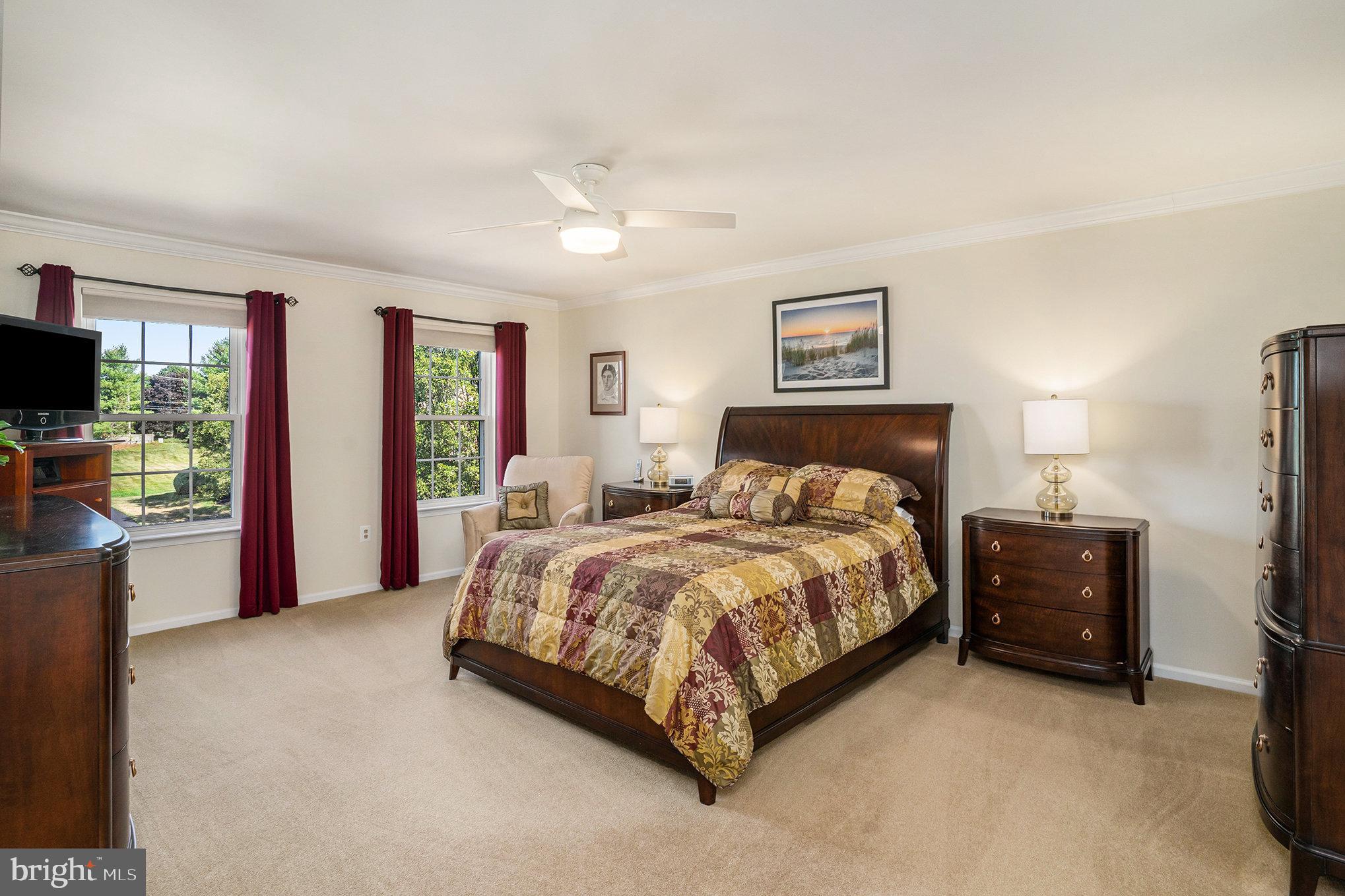 RAVEN HOLLOW - Residential