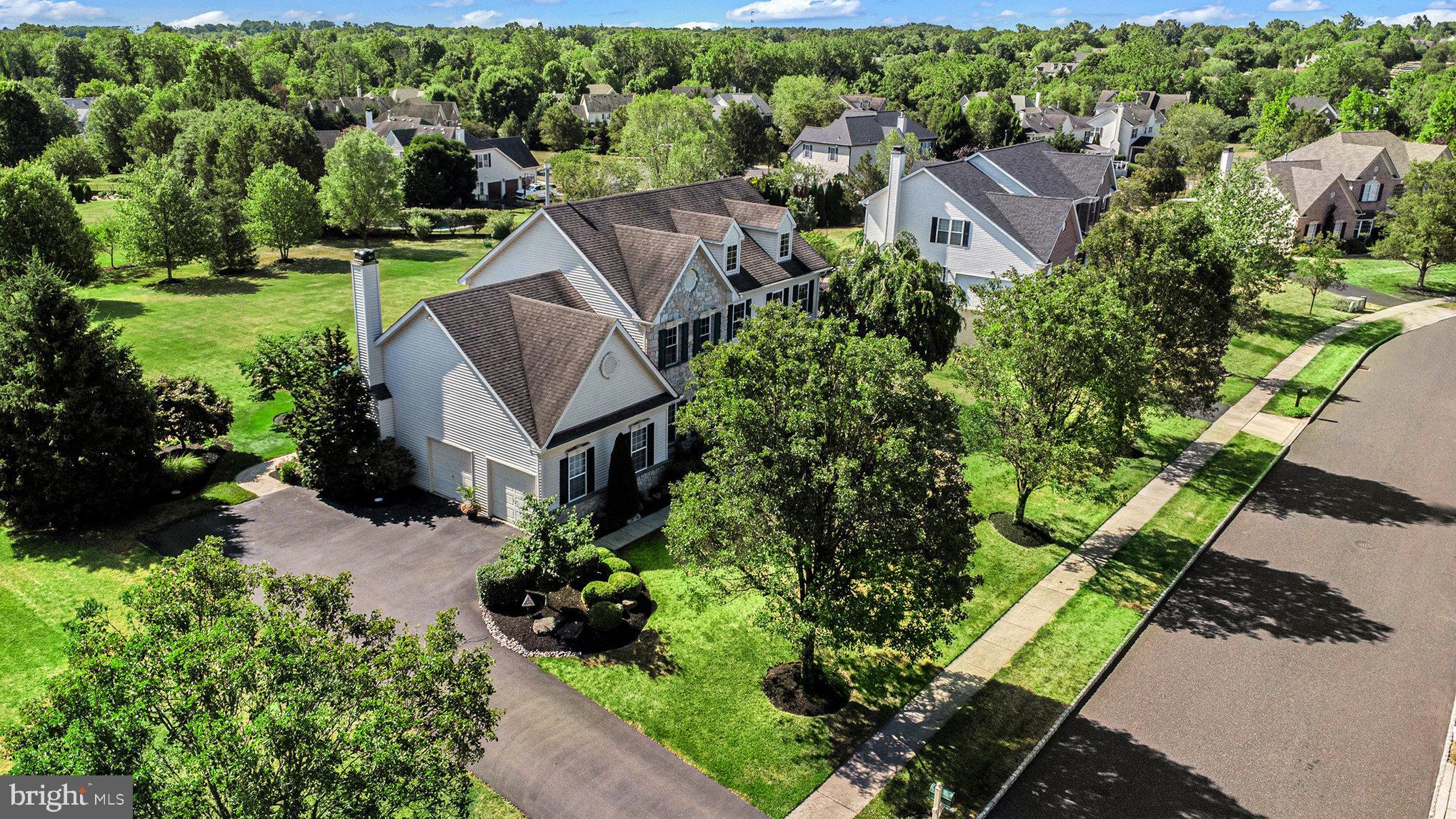 RAVEN HOLLOW - Residential