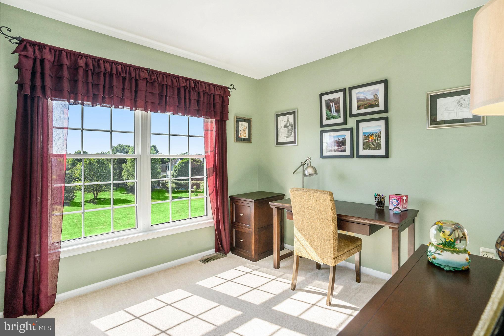 RAVEN HOLLOW - Residential