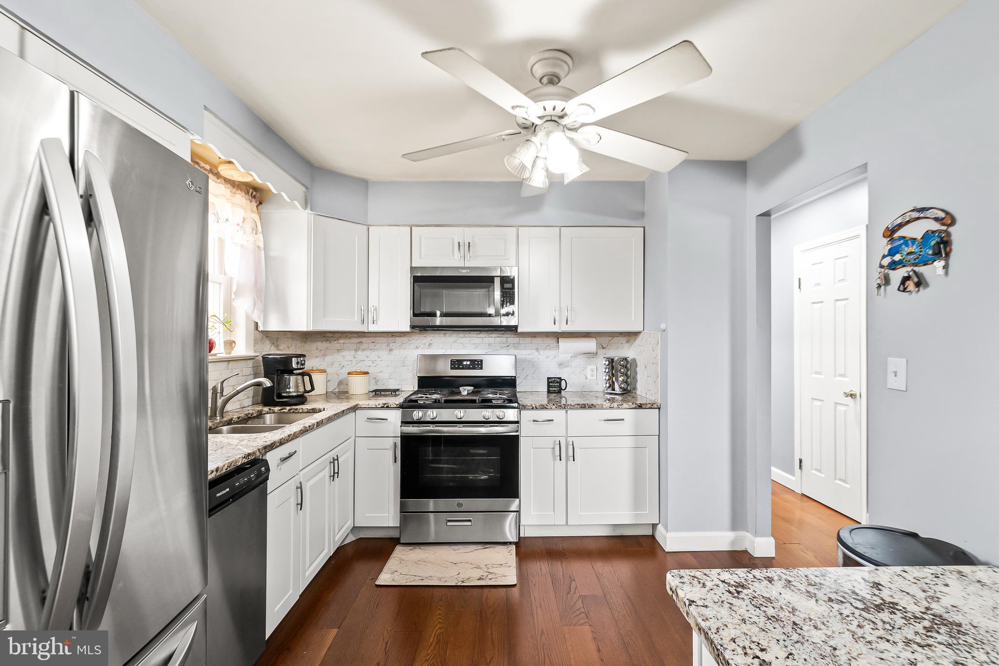 CRESTVIEW MANOR - Residential