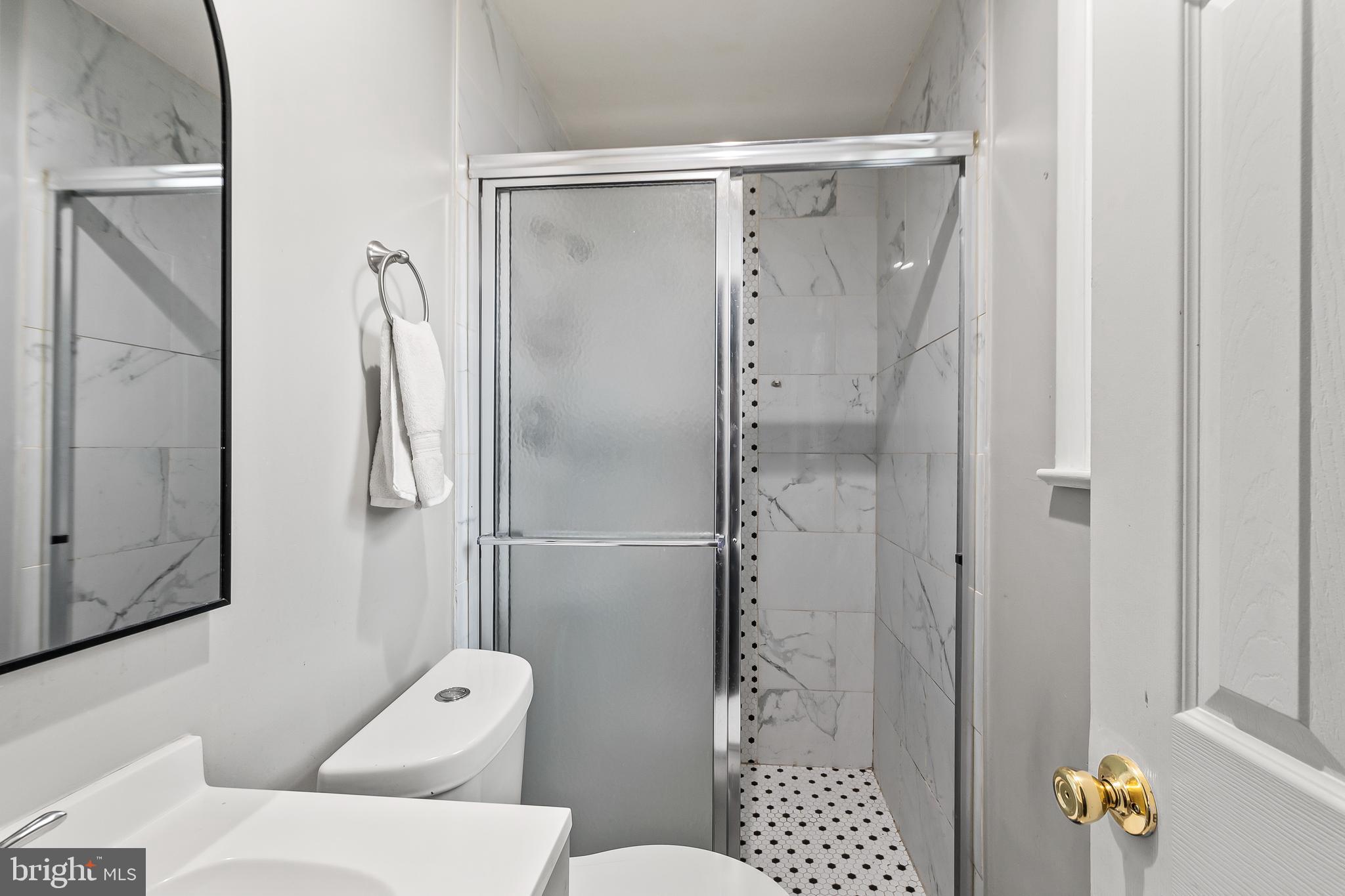 CRESTVIEW MANOR - Residential