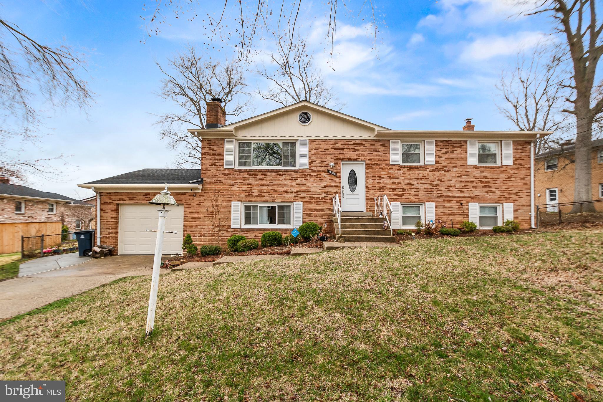 CRESTVIEW MANOR - Residential