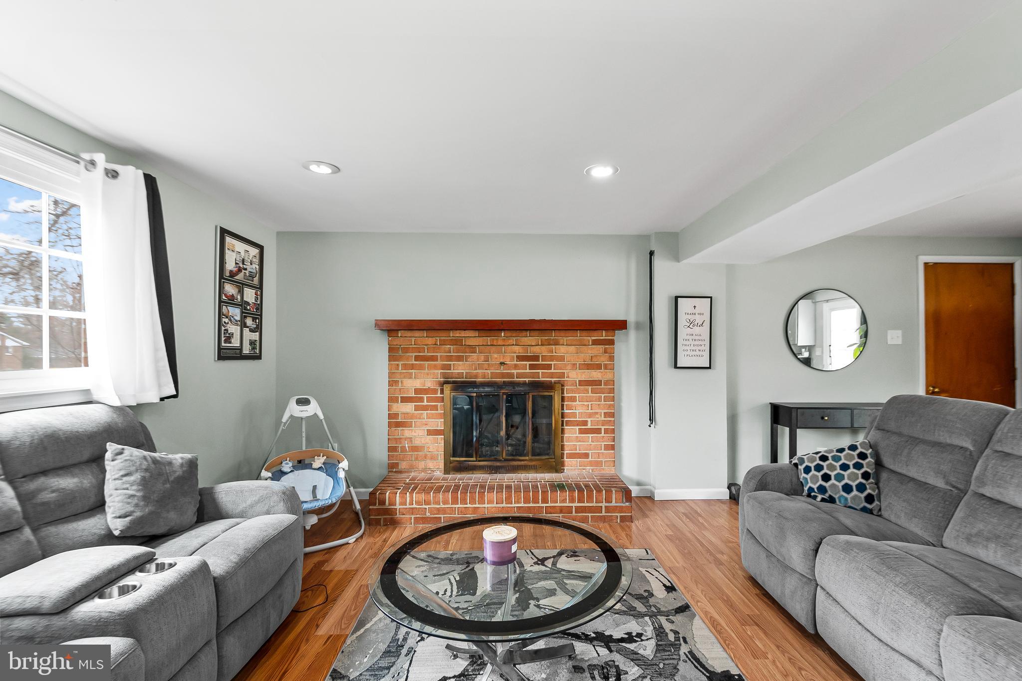 CRESTVIEW MANOR - Residential