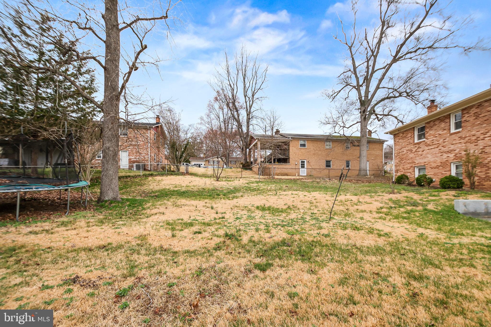 CRESTVIEW MANOR - Residential