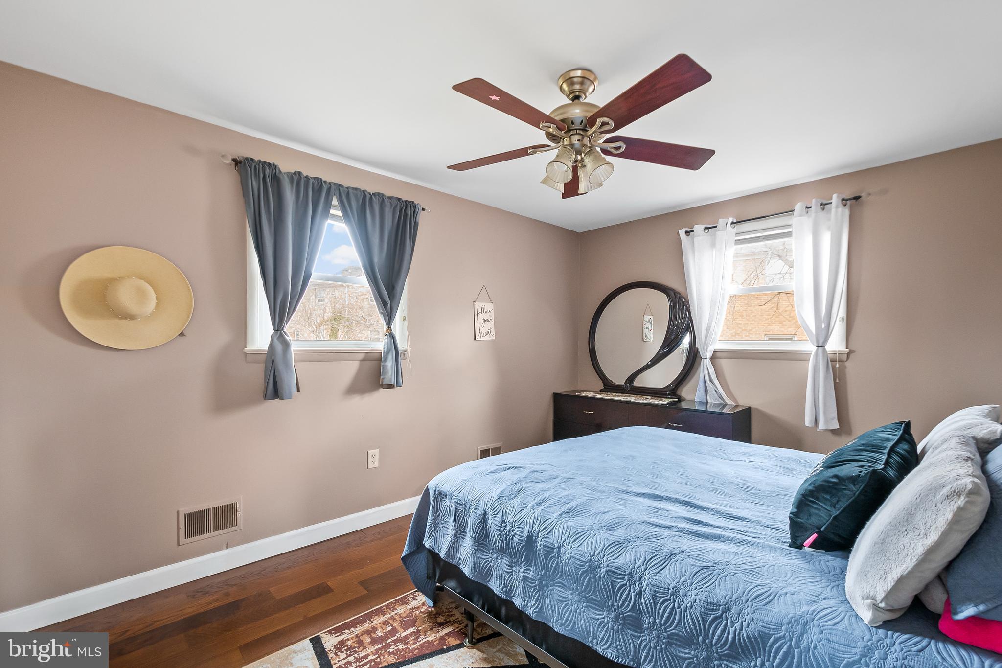 CRESTVIEW MANOR - Residential