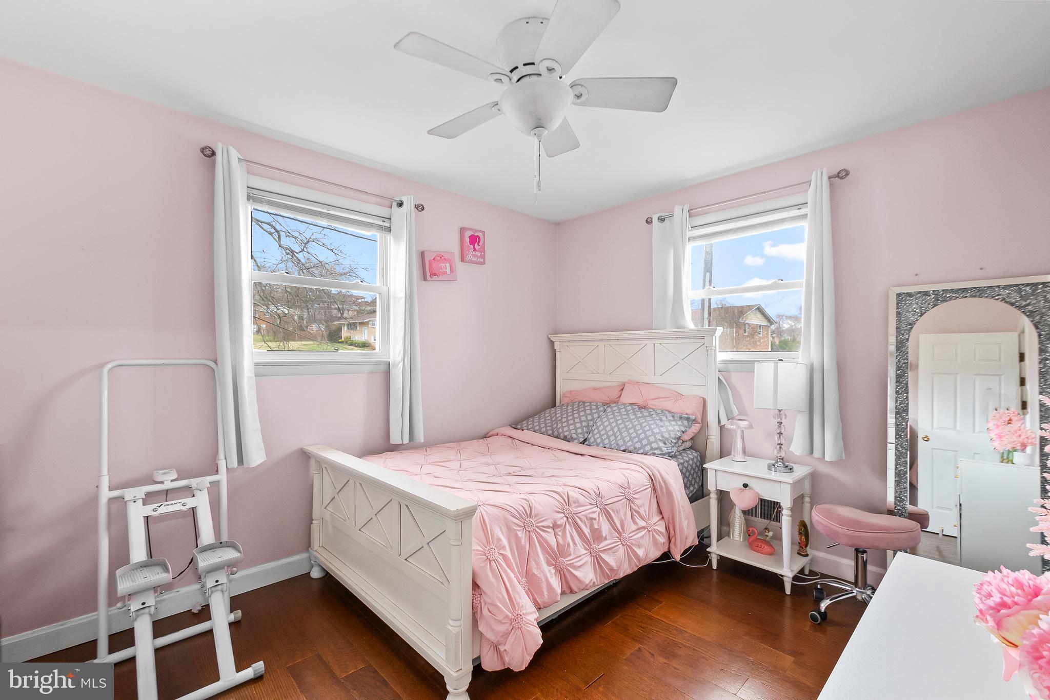 CRESTVIEW MANOR - Residential