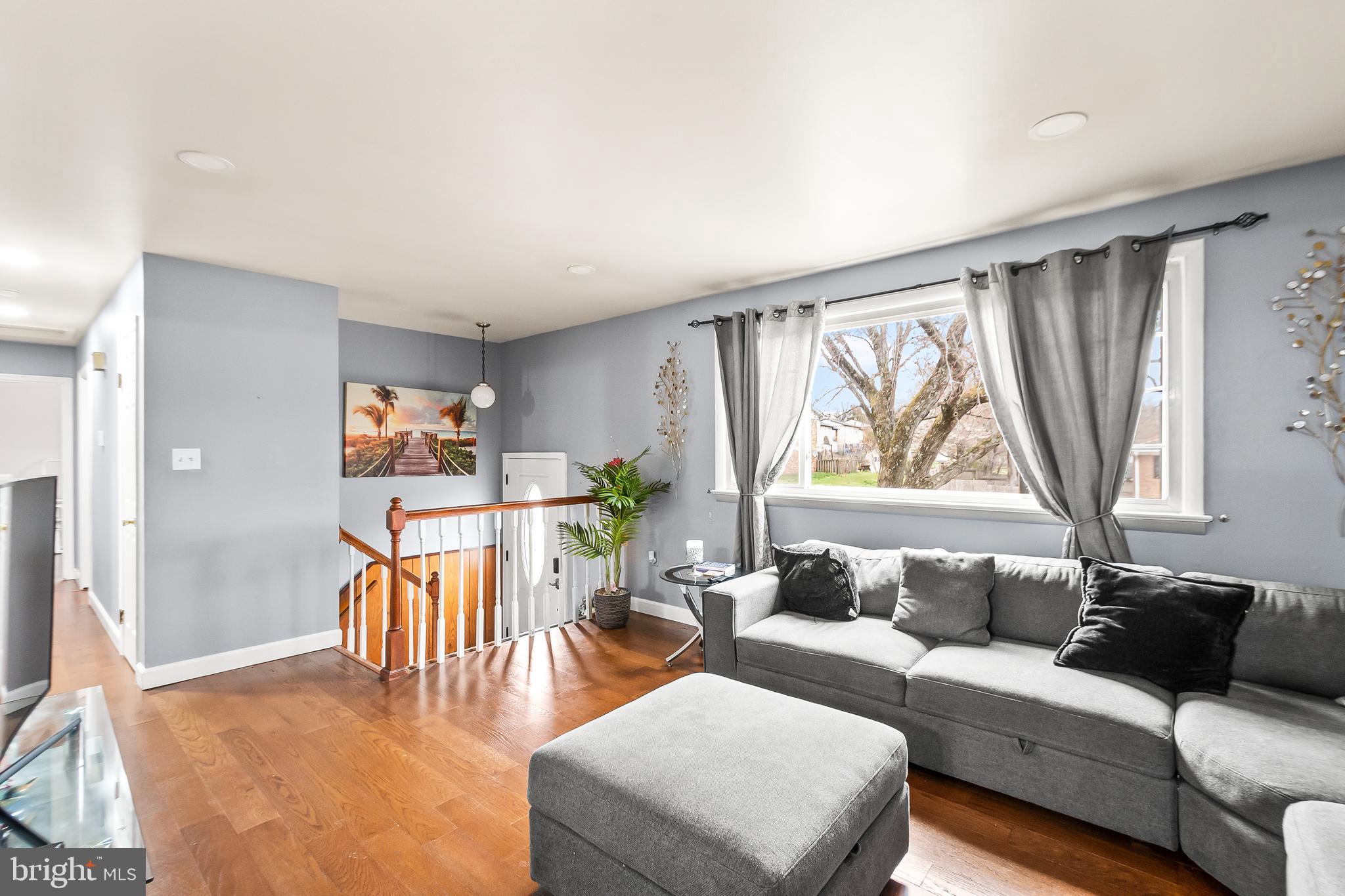 CRESTVIEW MANOR - Residential