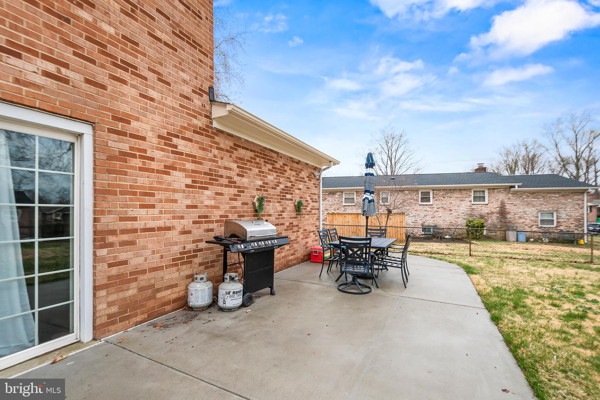 CRESTVIEW MANOR - Residential