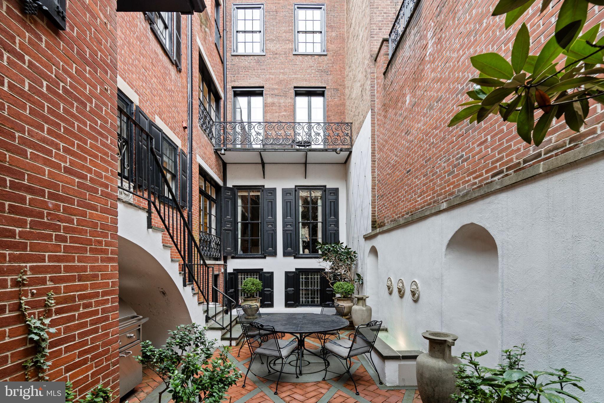 RITTENHOUSE SQUARE - Residential